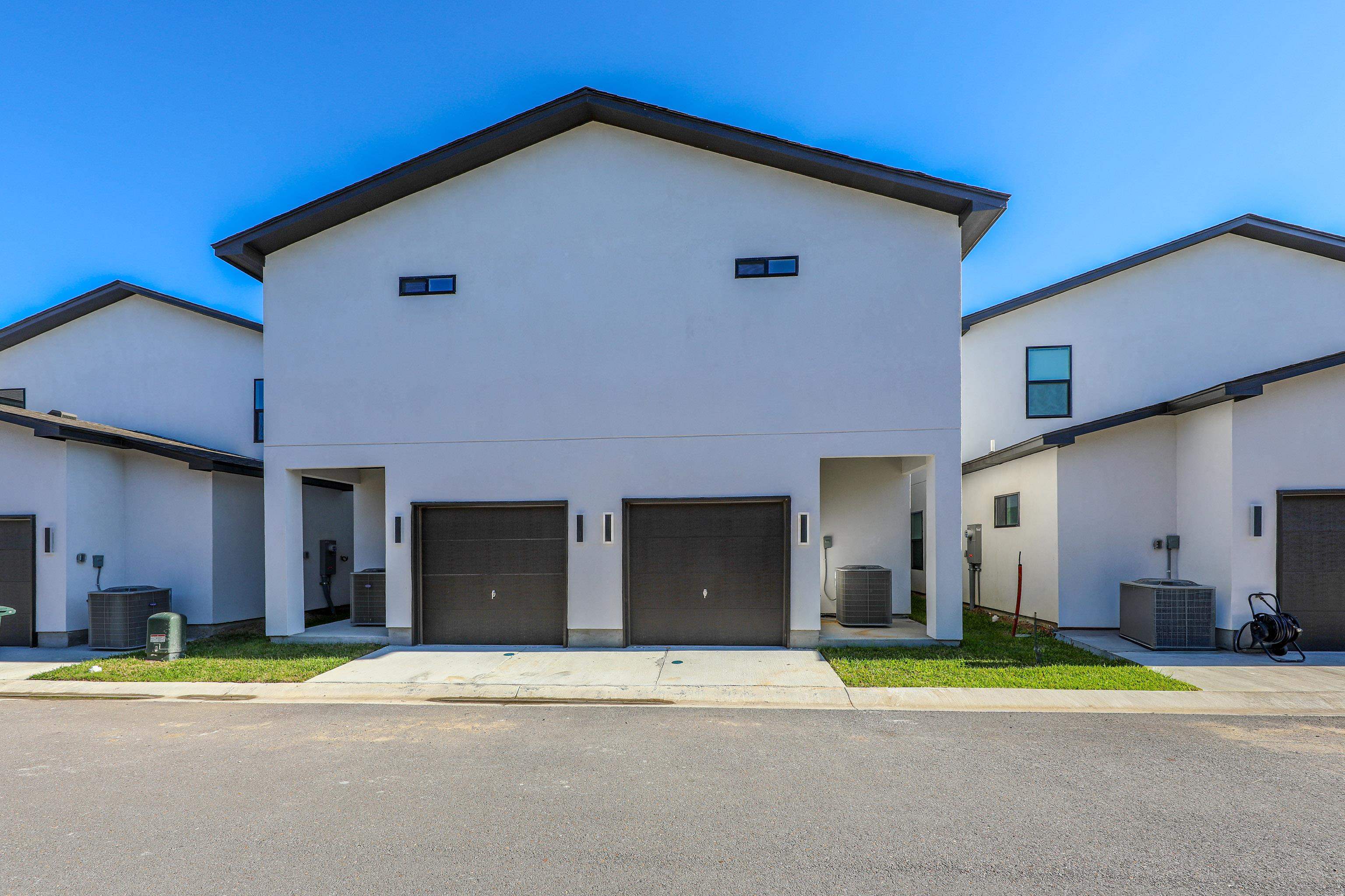 8218 Casa Verde Rd Unit: 3023
