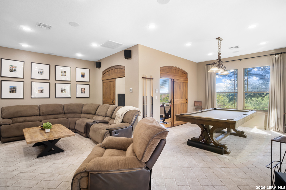 1903 River Way
