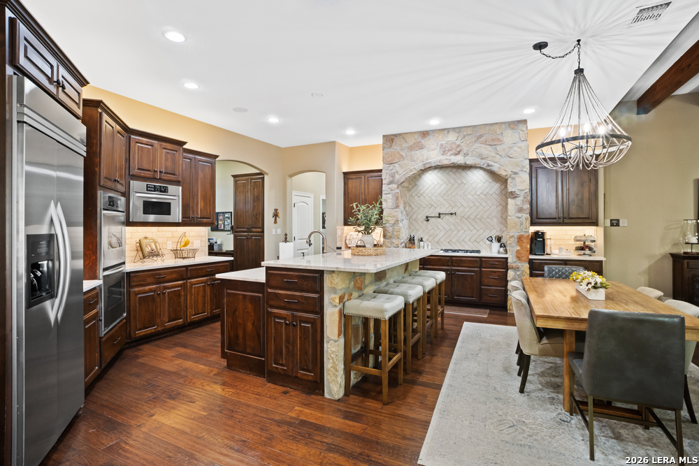 1903 River Way