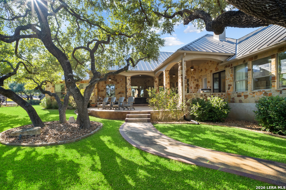 1903 River Way