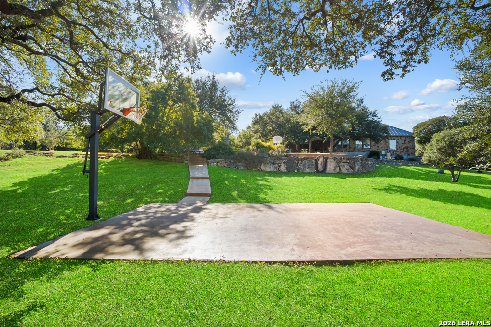 1903 River Way