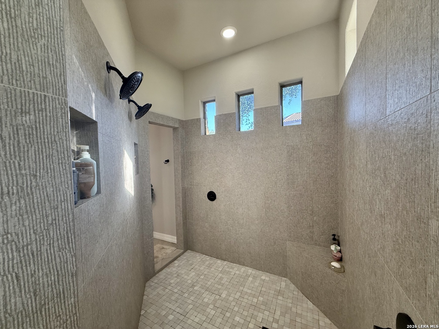 1903 River Way