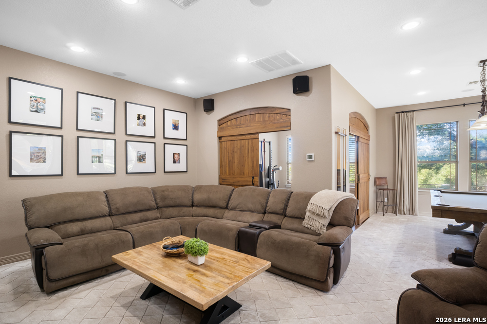 1903 River Way