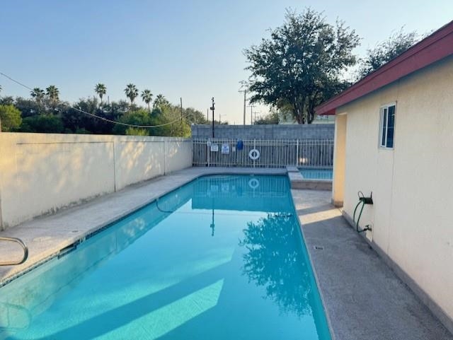 5410 Marcella Ave Unit: 8