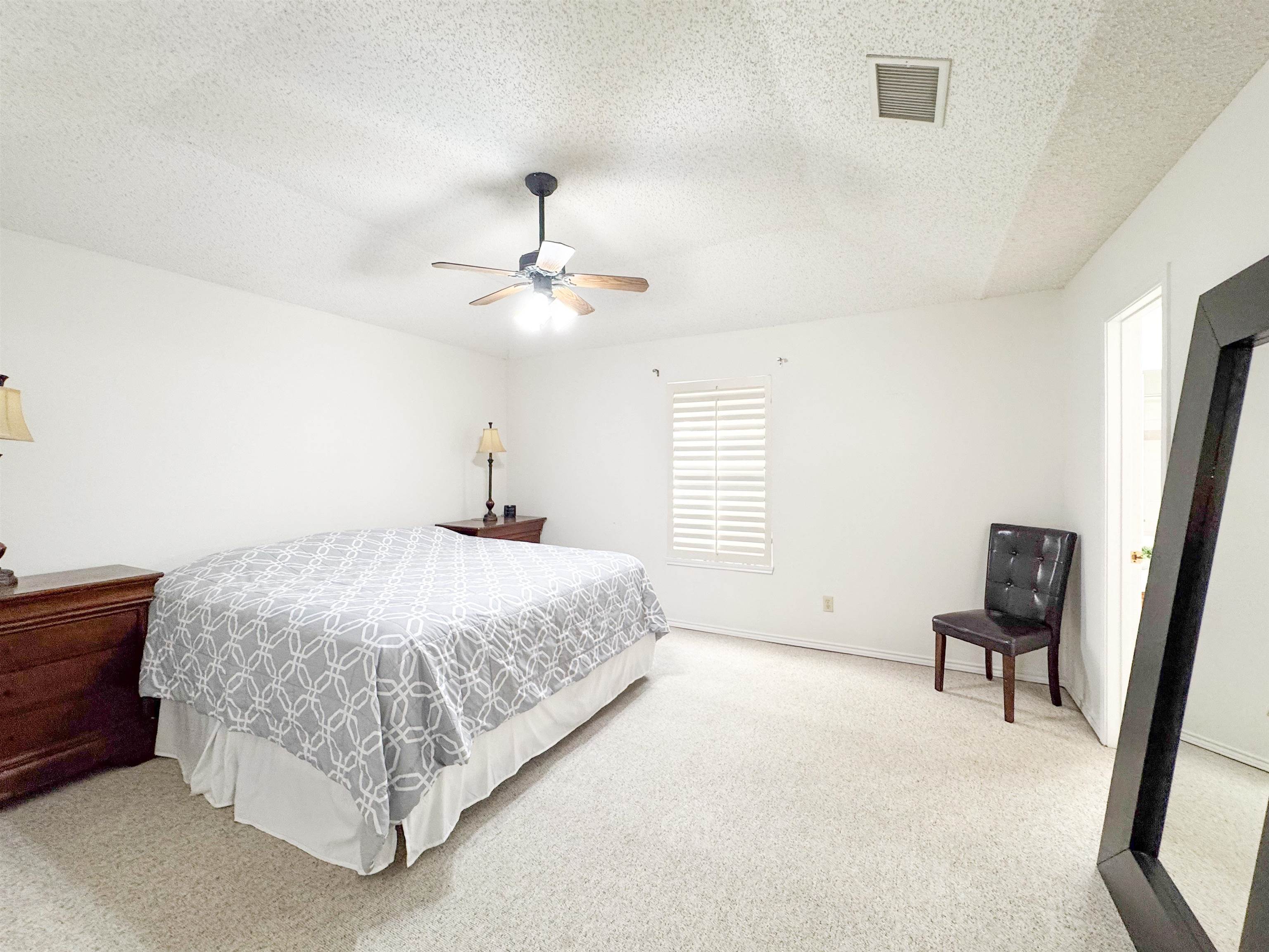 8801 McPherson Rd Unit: 2E