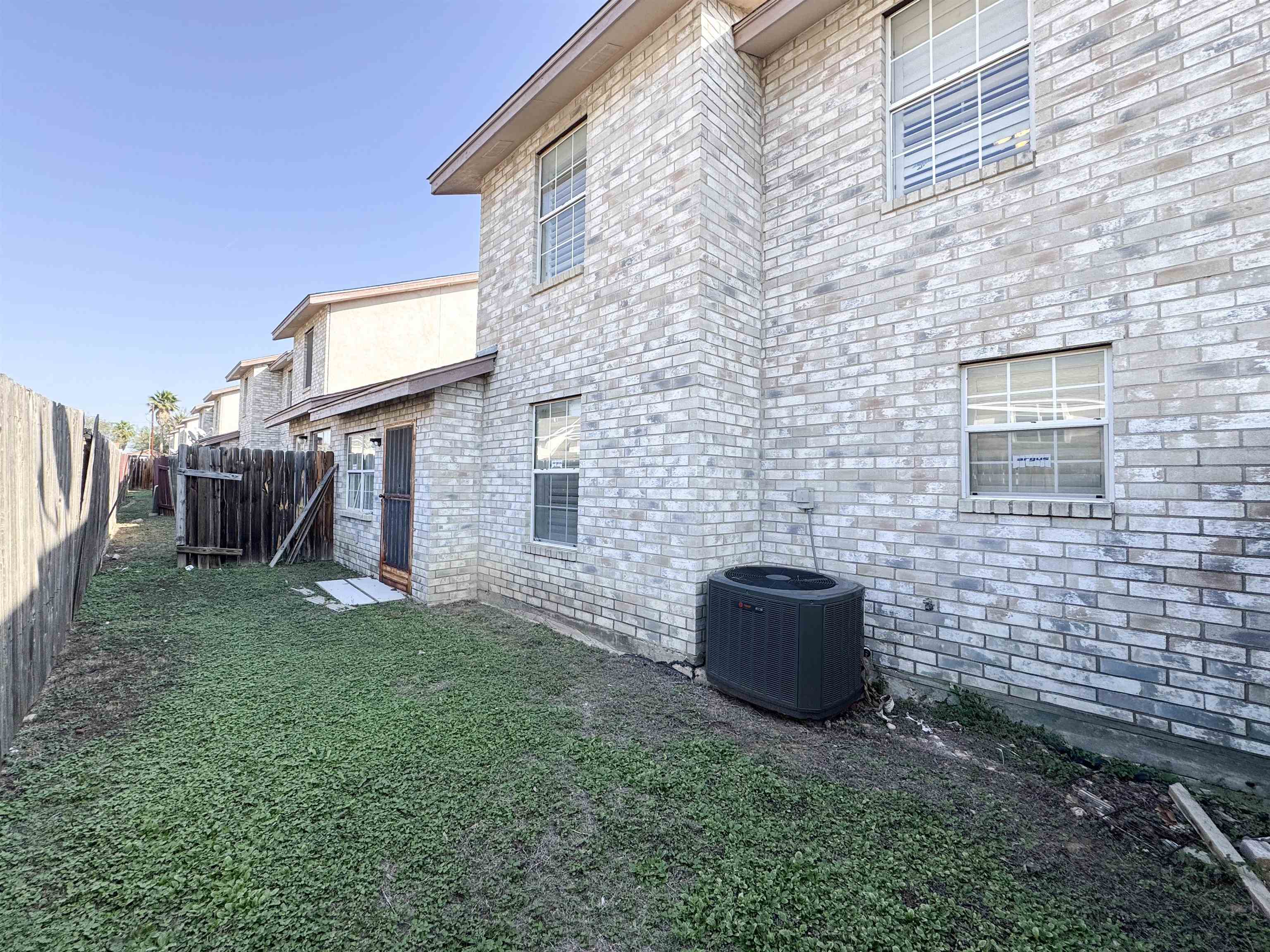 8801 McPherson Rd Unit: 2E