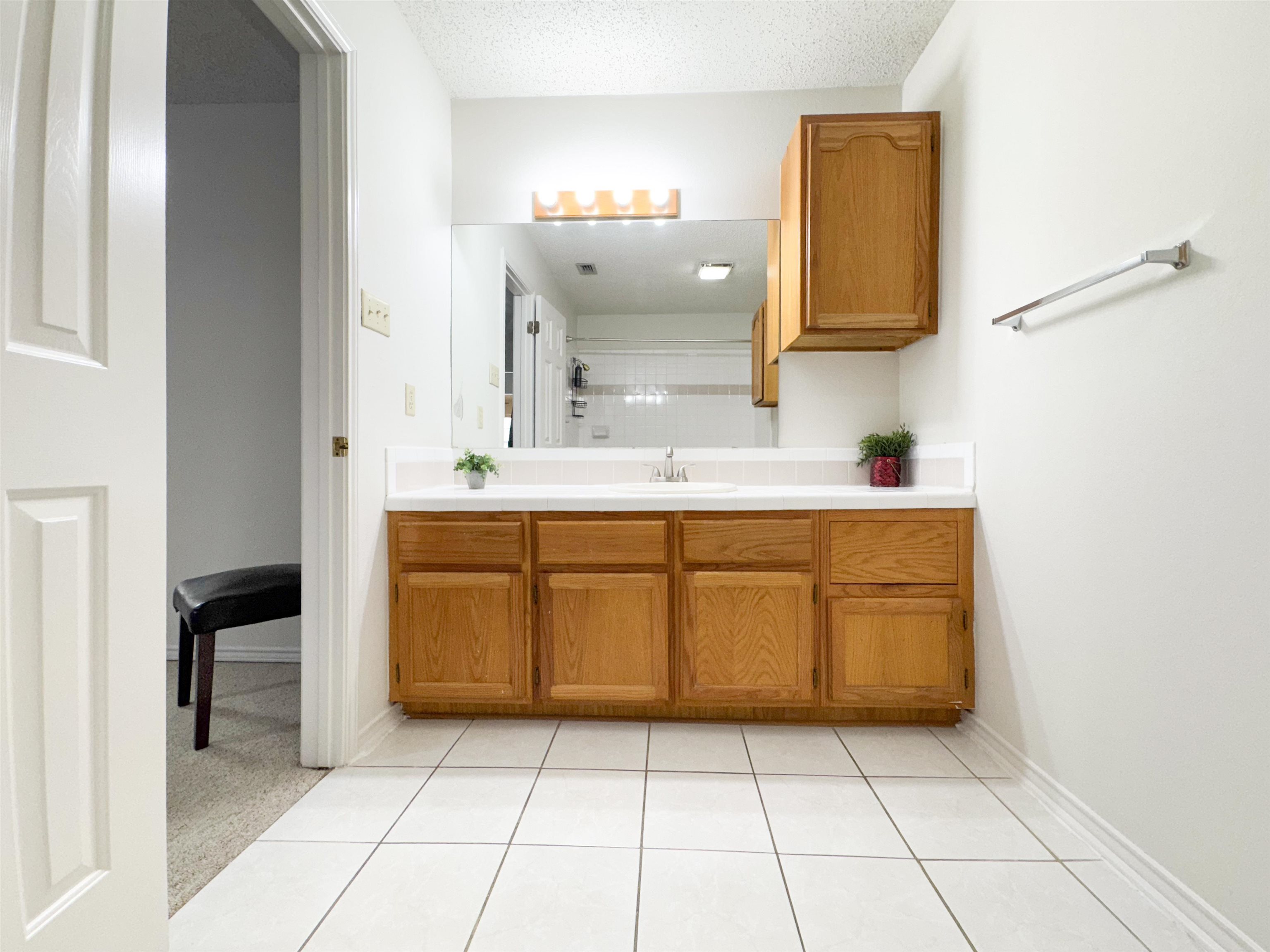 8801 McPherson Rd Unit: 2E