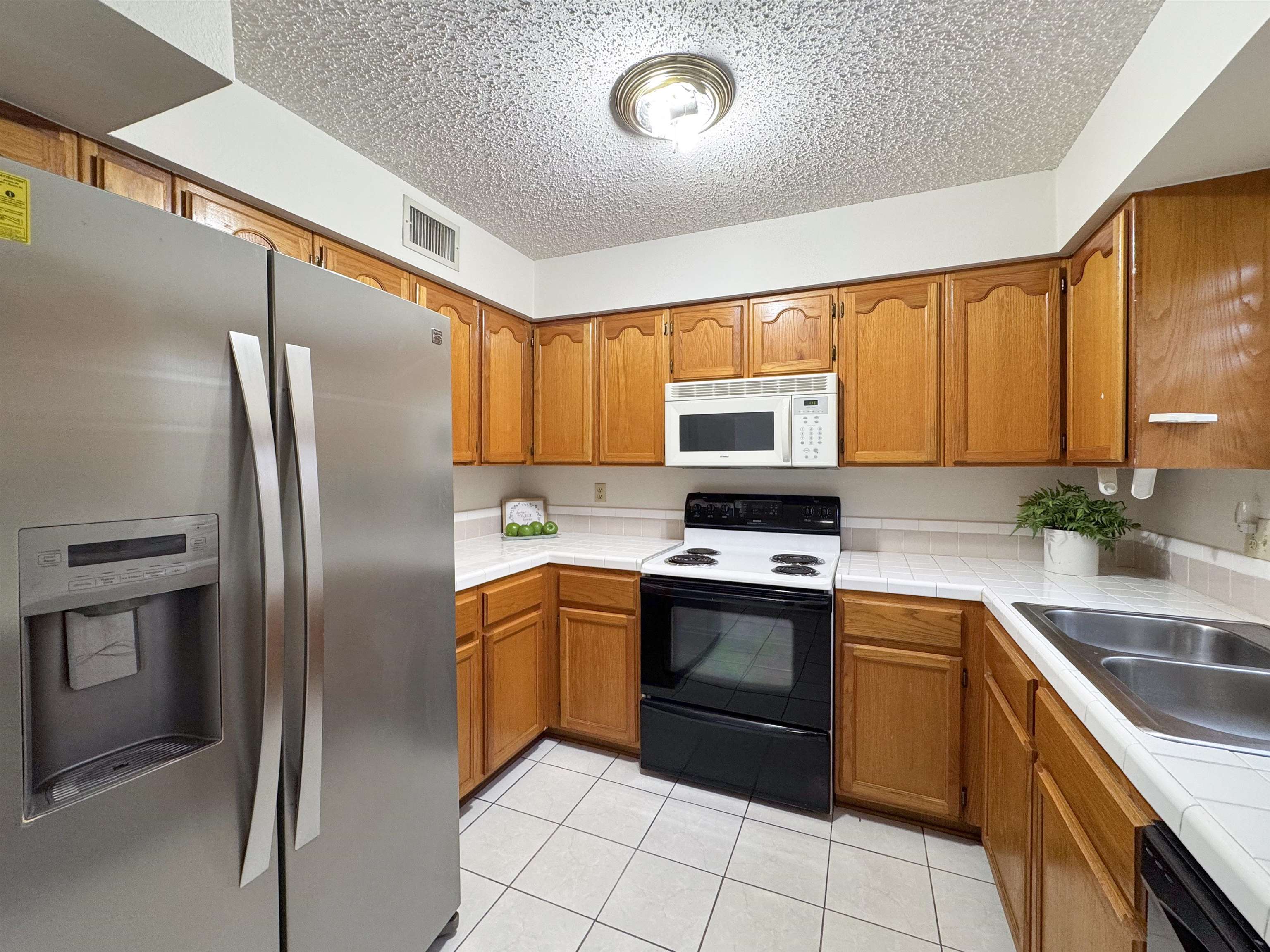 8801 McPherson Rd Unit: 2E