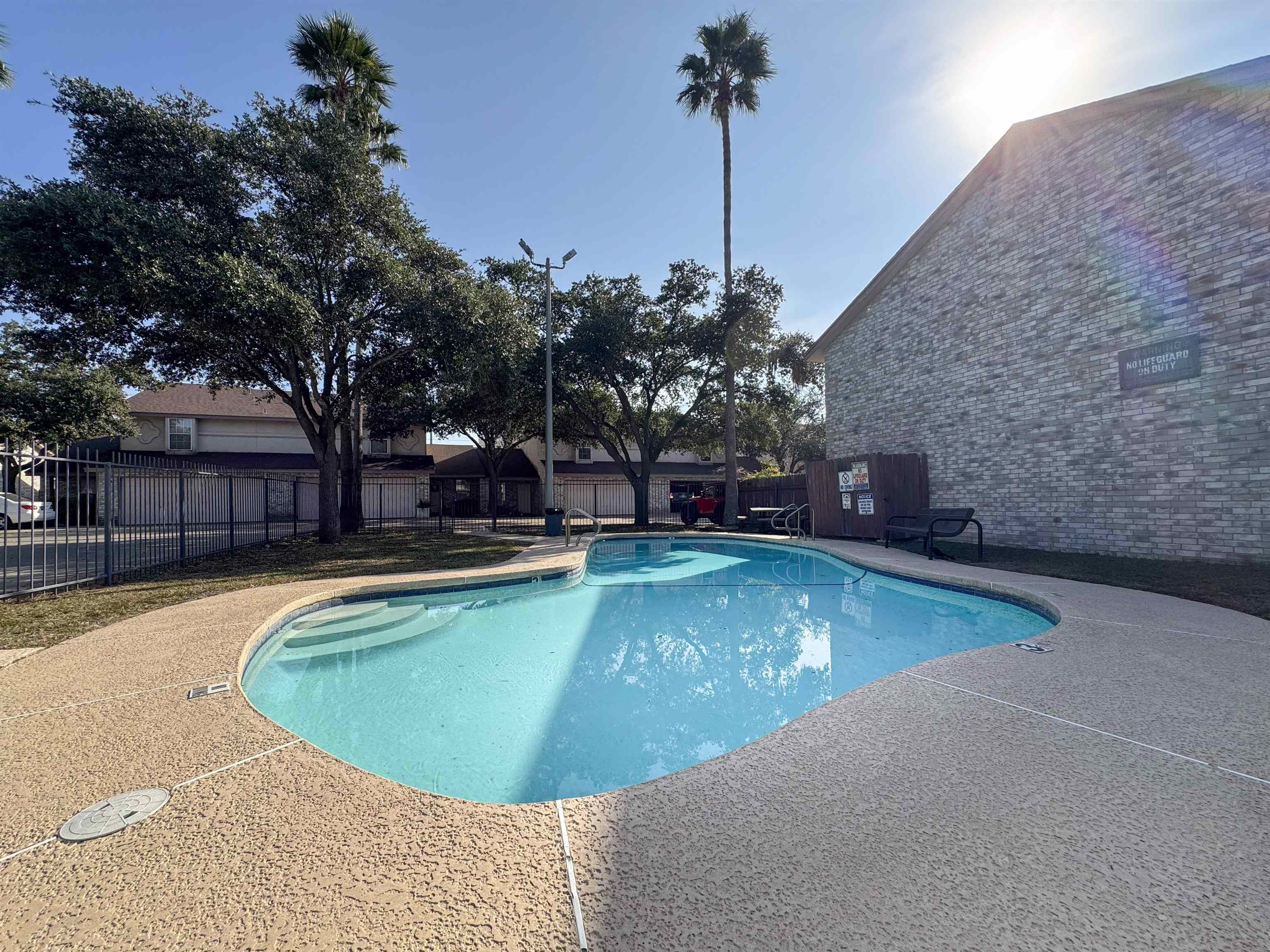 8801 McPherson Rd Unit: 2E