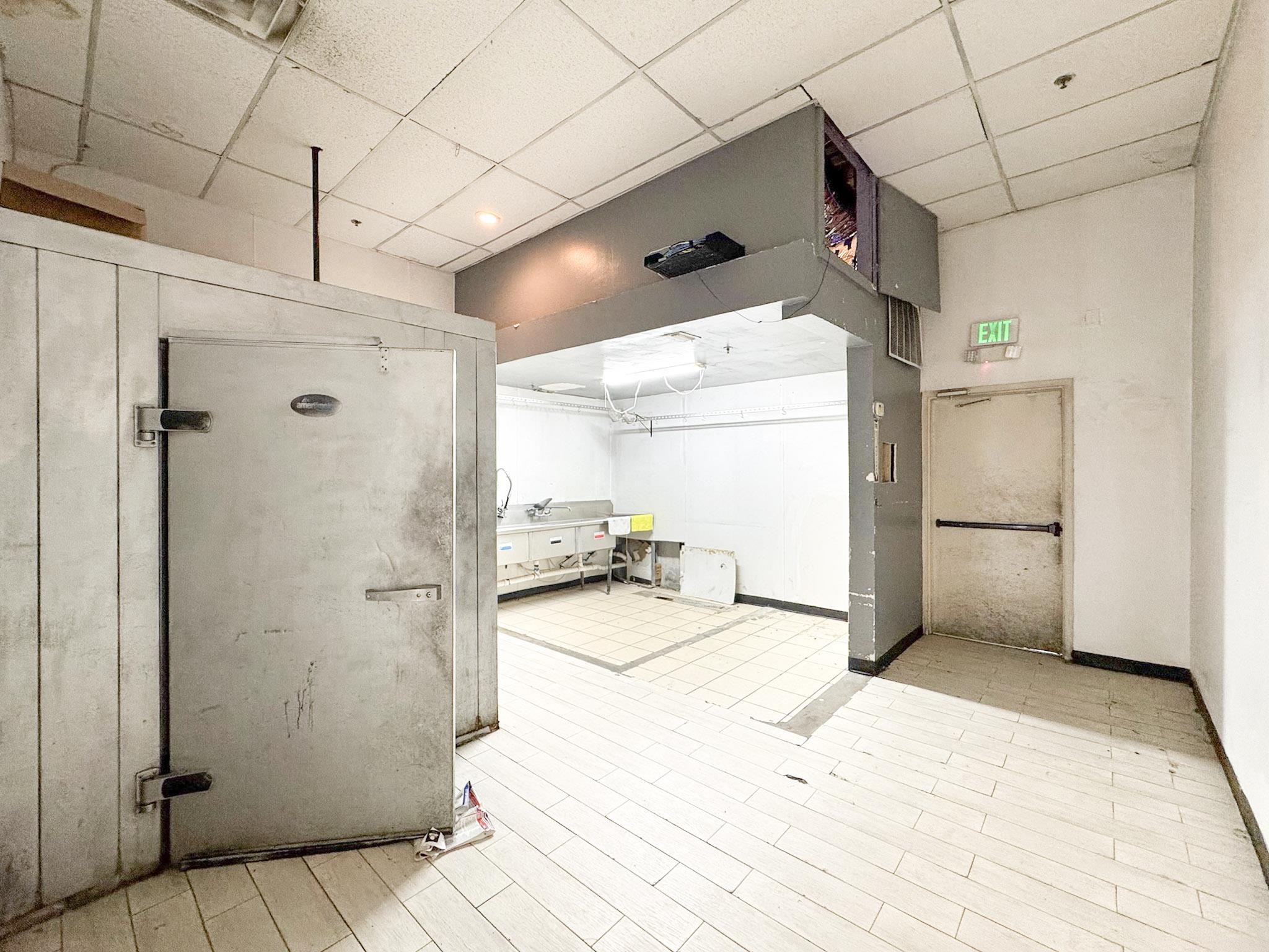 8602 McPherson Rd Unit: 101,102