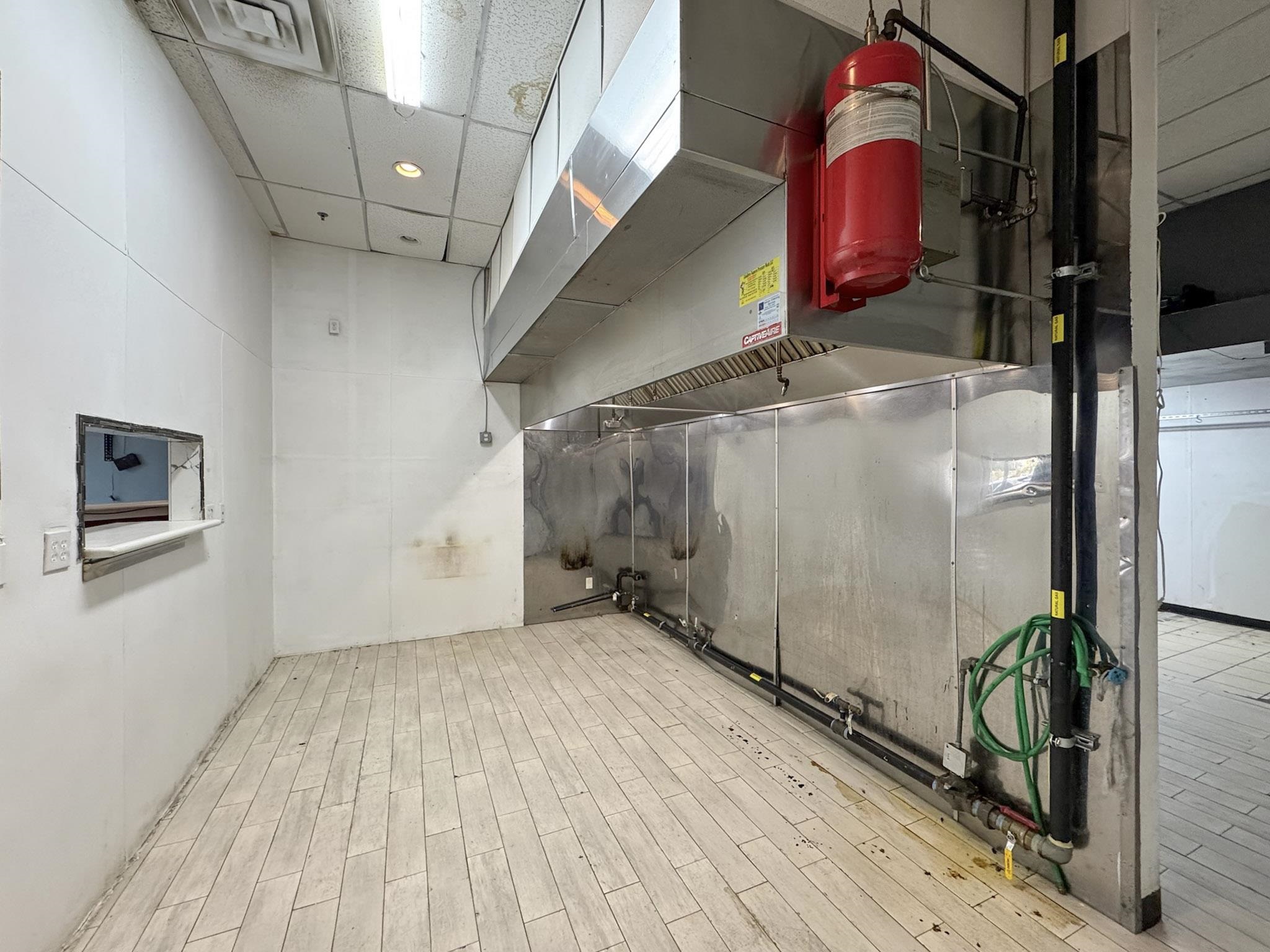 8602 McPherson Rd Unit: 101,102