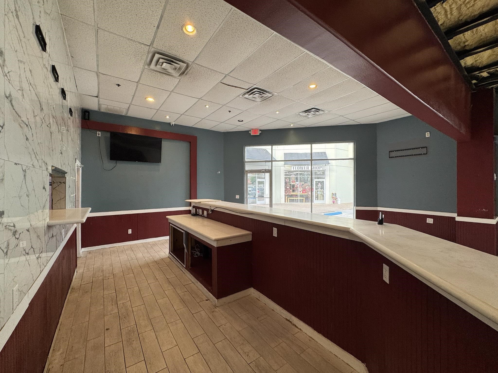 8602 McPherson Rd Unit: 101,102