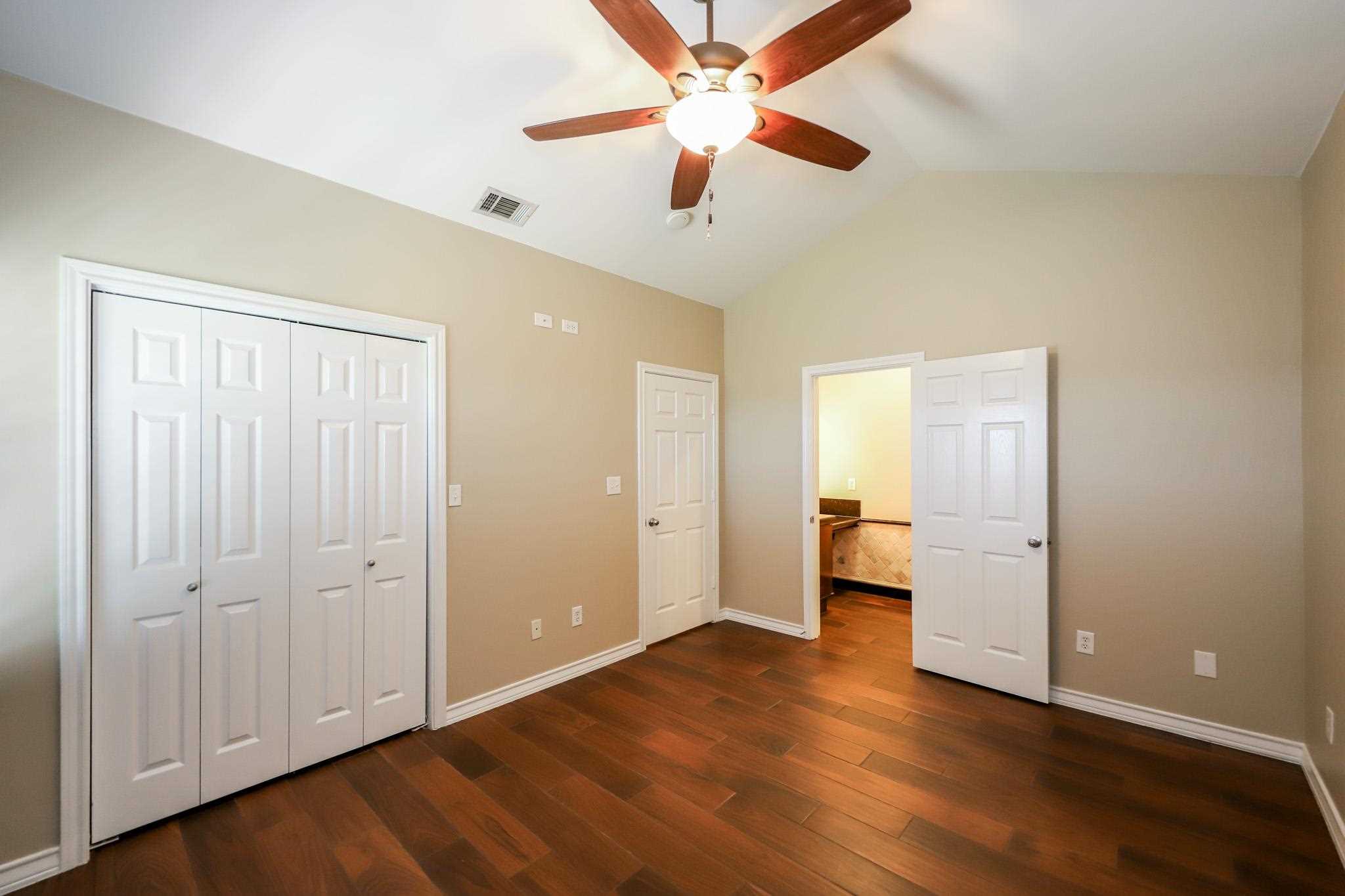 2445 Monarch Dr Unit: 801