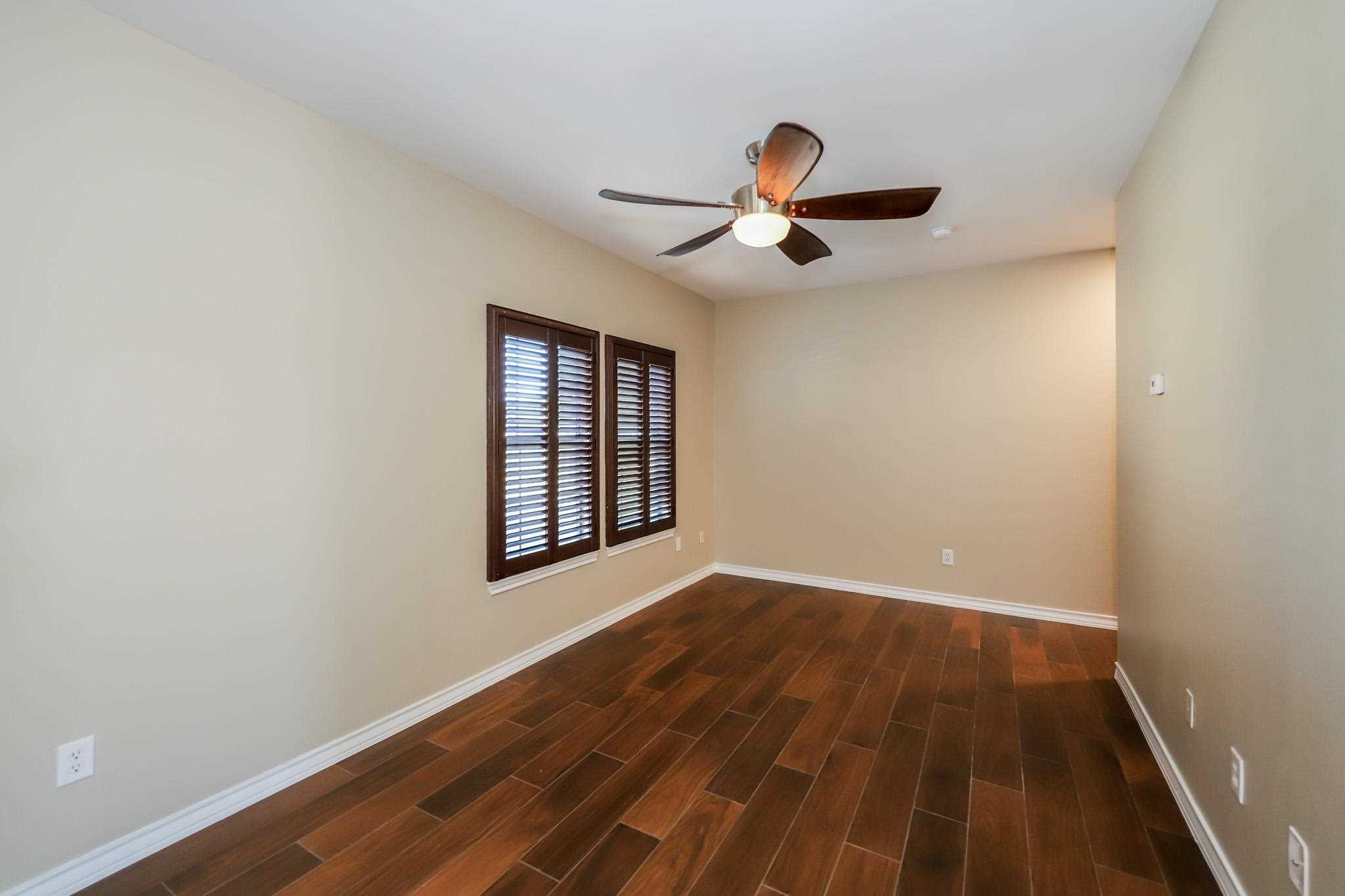 2445 Monarch Dr Unit: 801