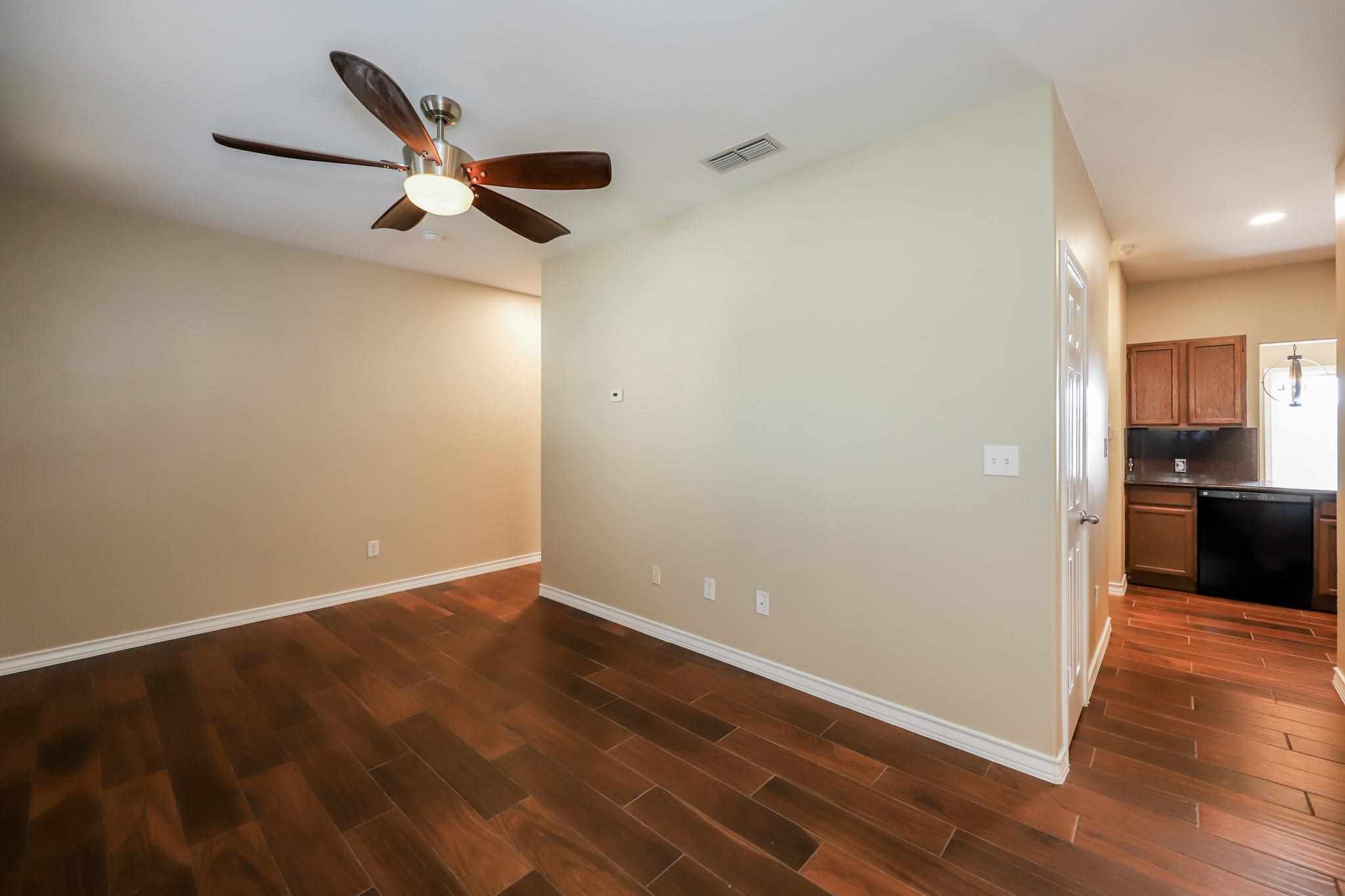 2445 Monarch Dr Unit: 801