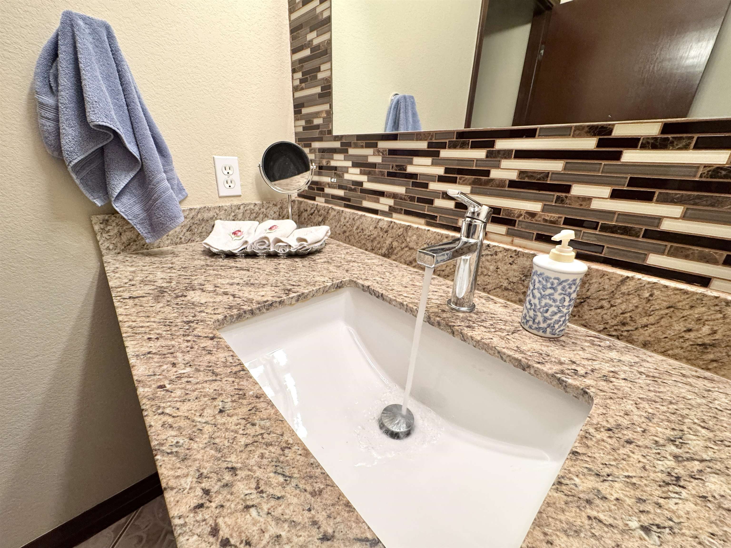 143 Meza Salinas Rd.