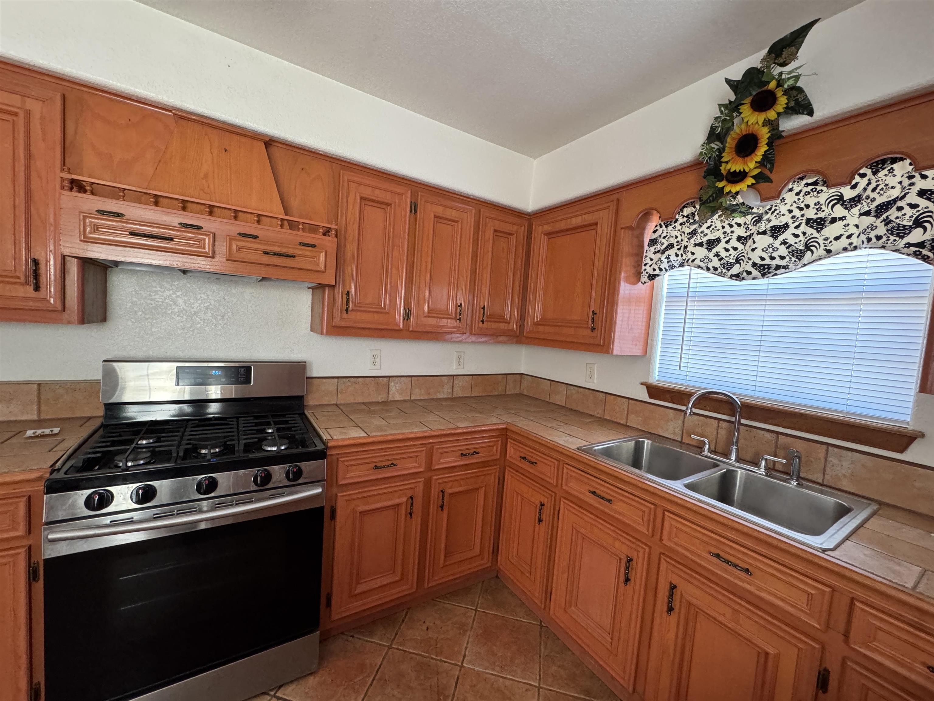 143 Meza Salinas Rd.