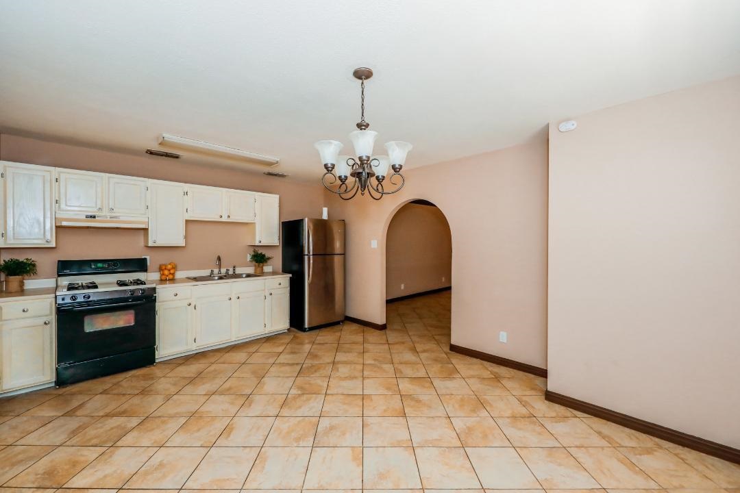 11811 Fawn Dr