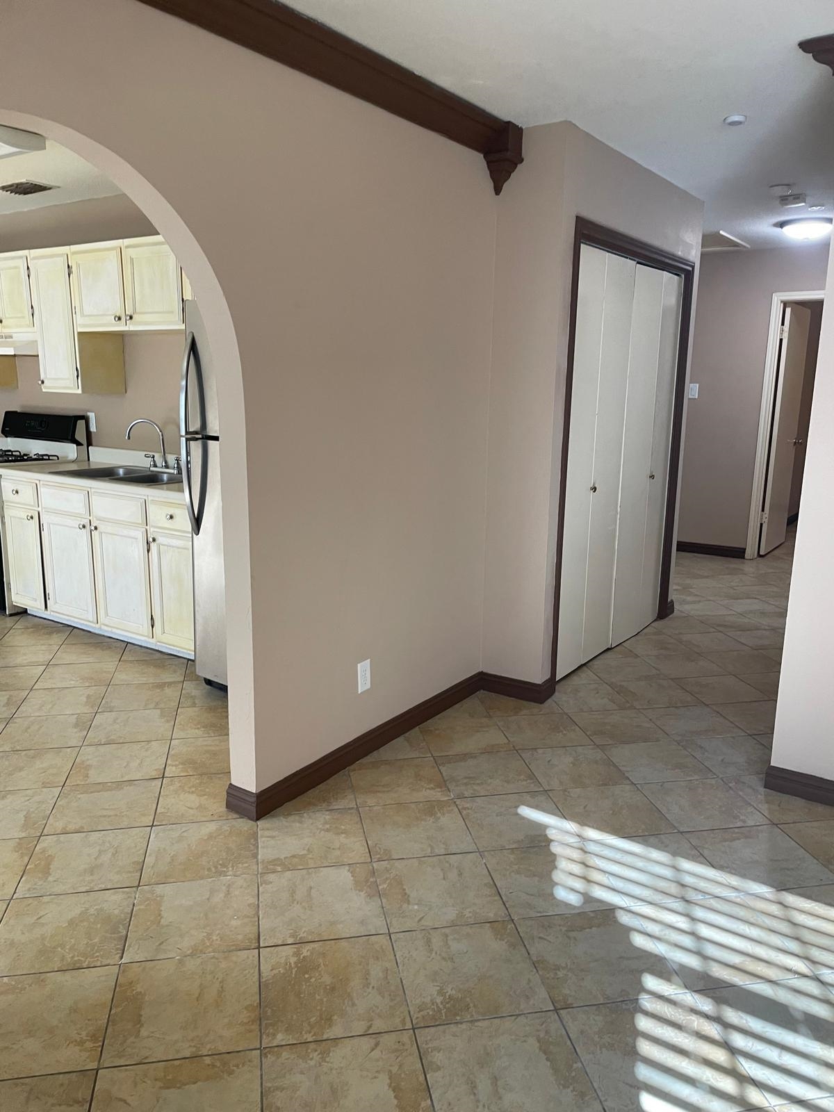 11811 Fawn Dr