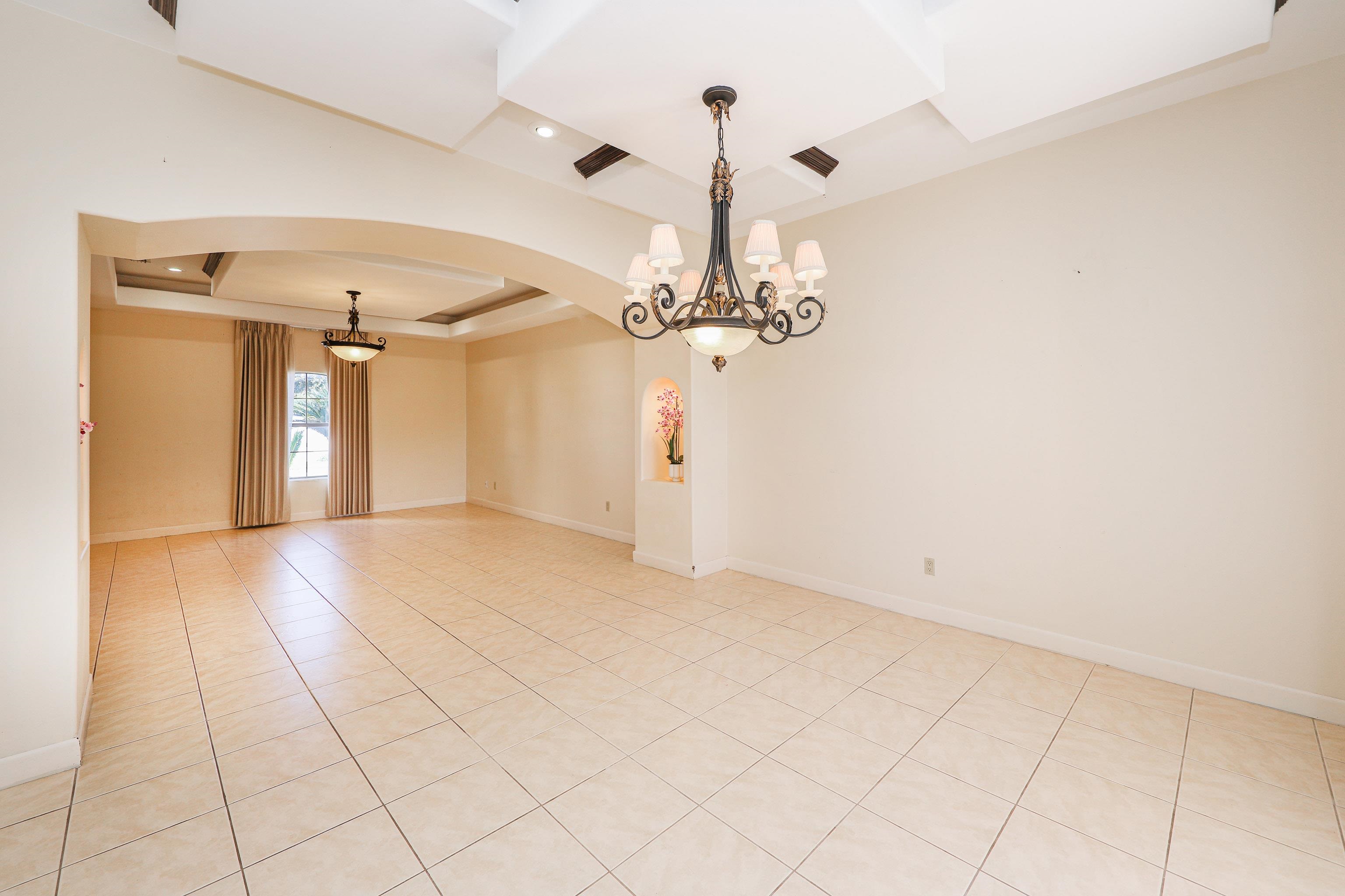 129 Yellowstone Lake Dr