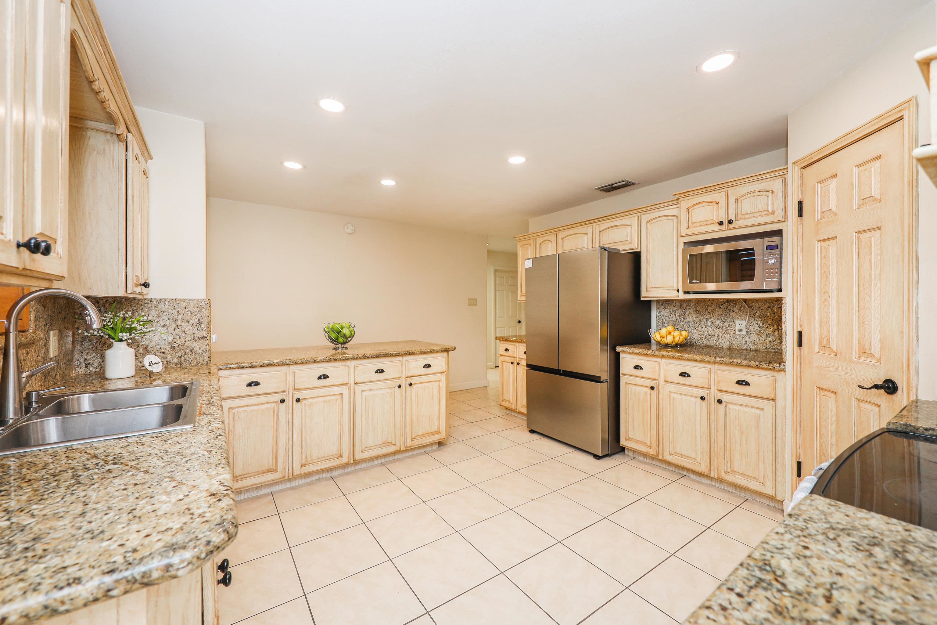 129 Yellowstone Lake Dr