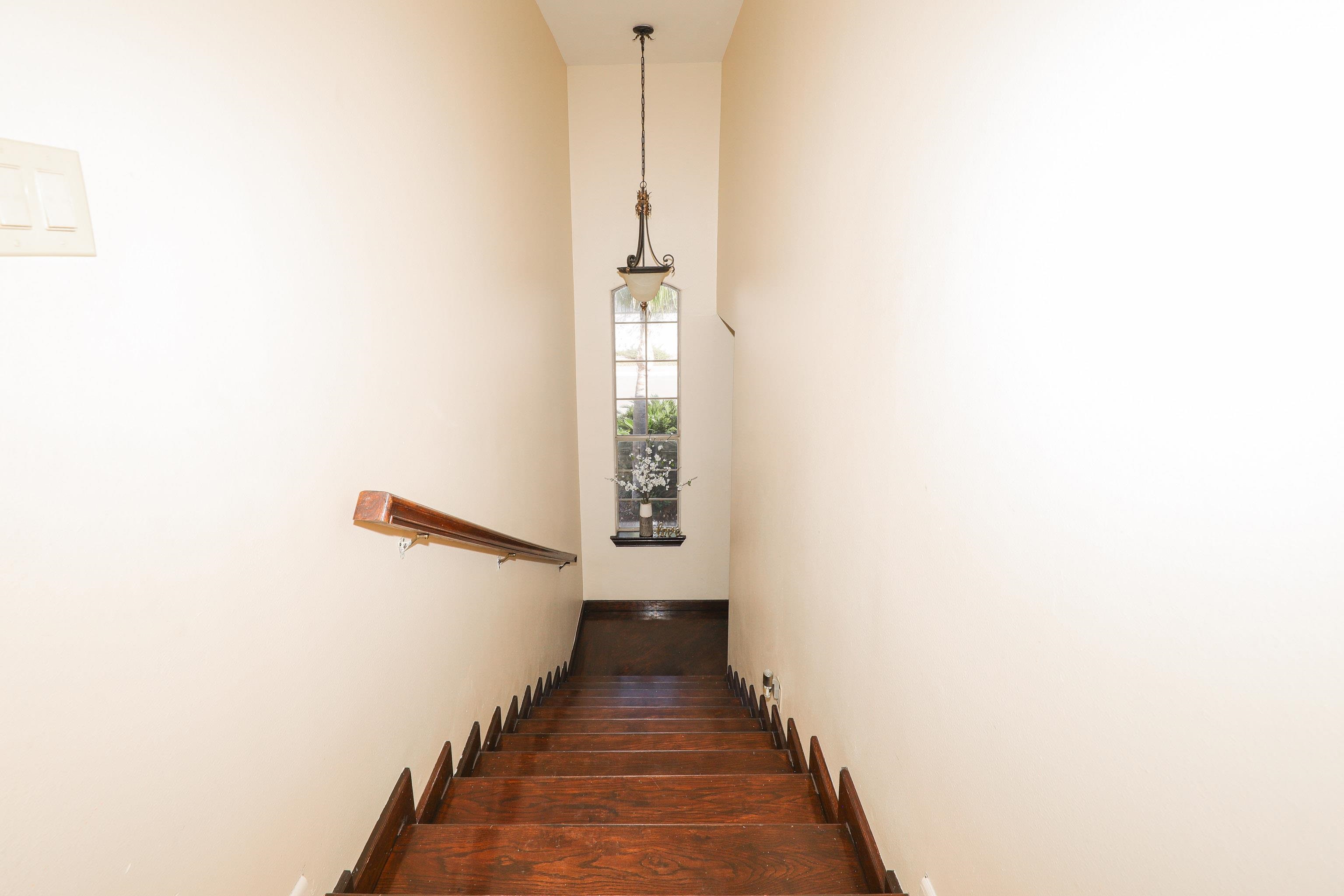 129 Yellowstone Lake Dr