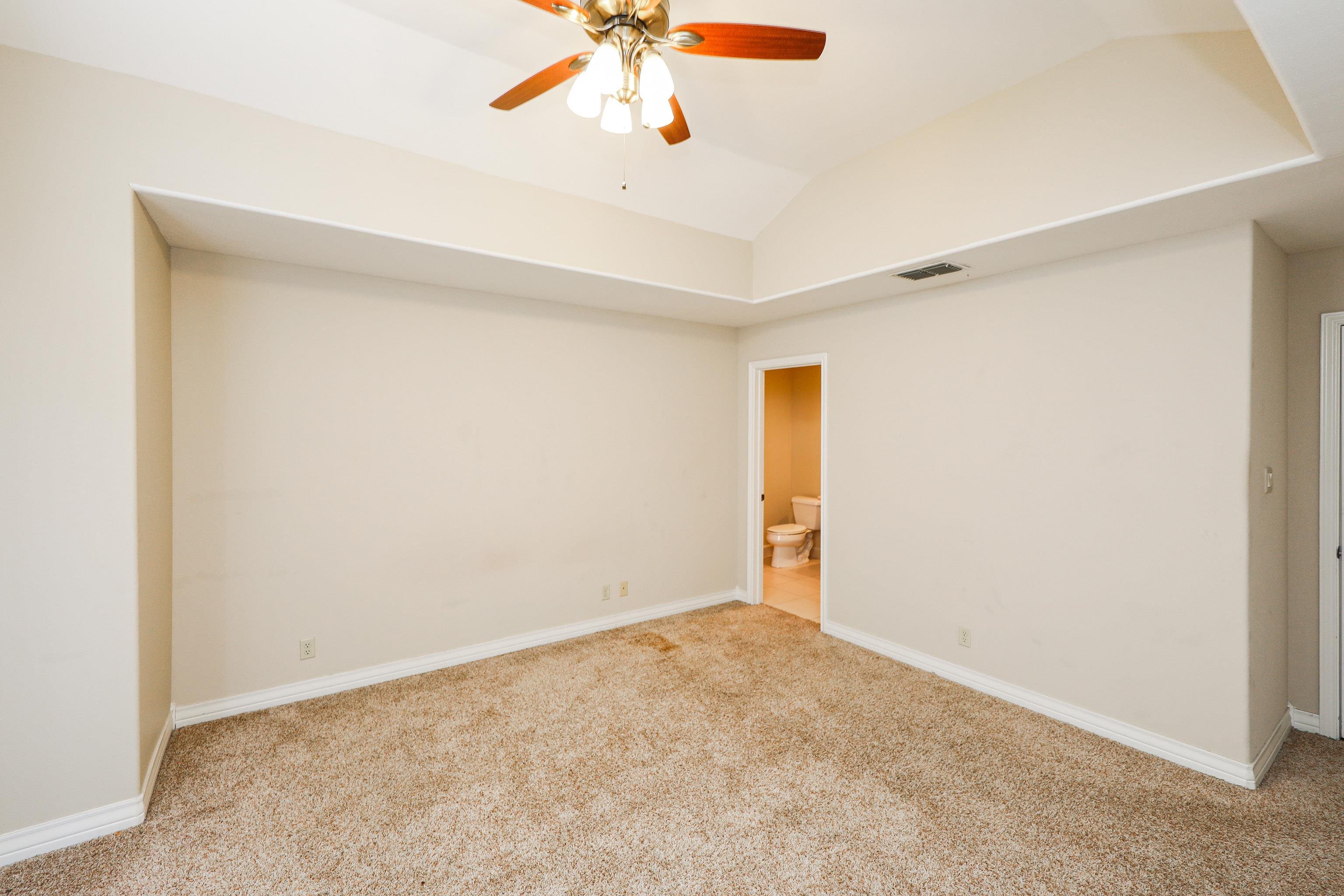 7205 Lake Victoria Rd Unit: 7205