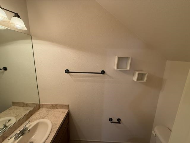 10706 International Blvd Unit: 107