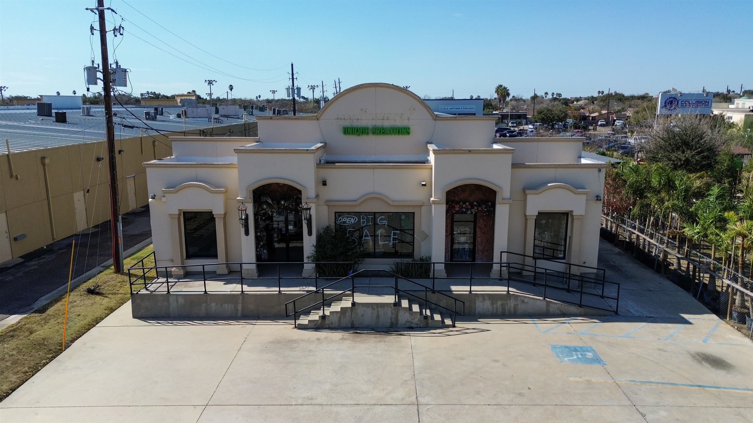 5708 McPherson Rd