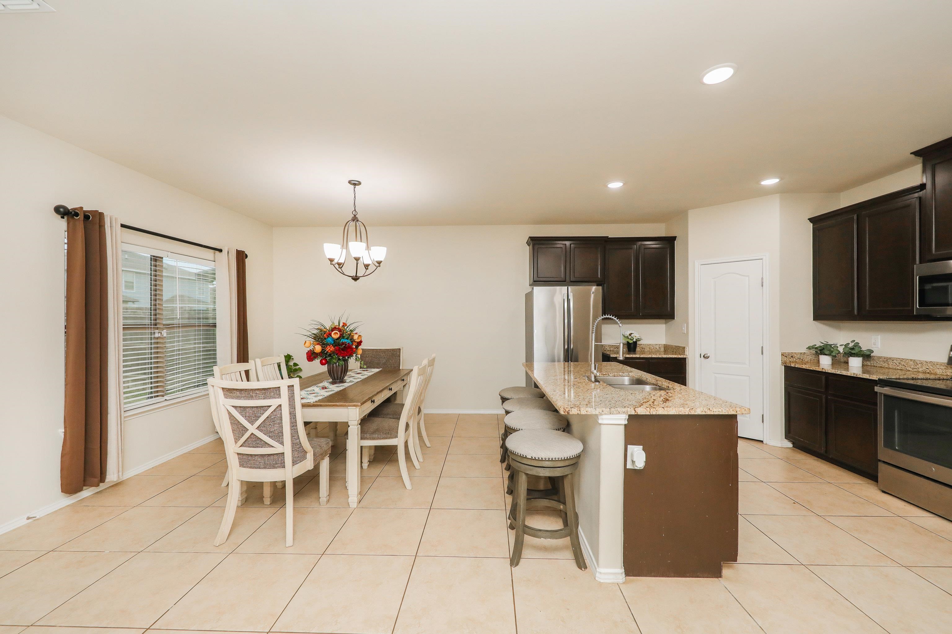 11121 Palmillas Loop