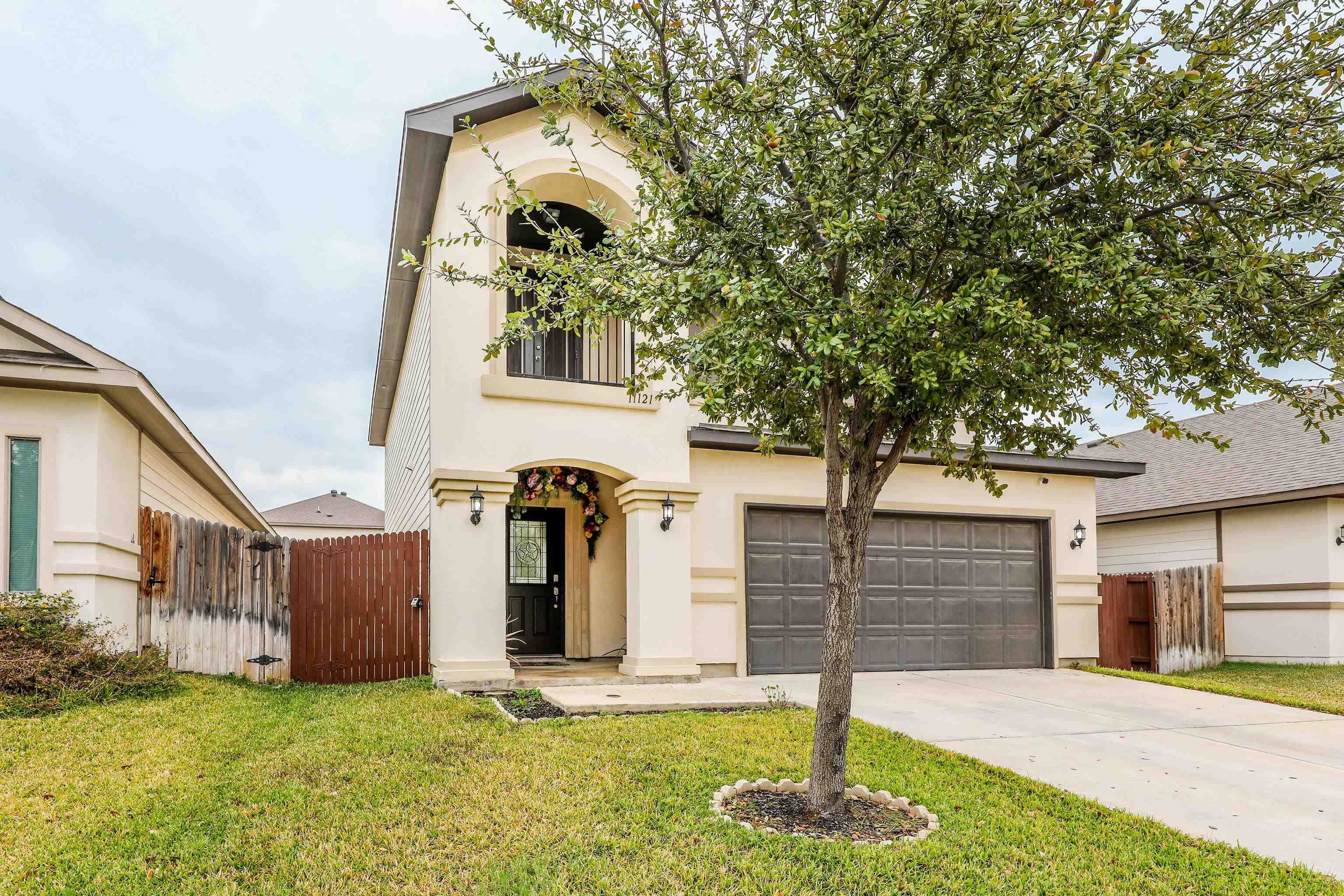 11121 Palmillas Loop