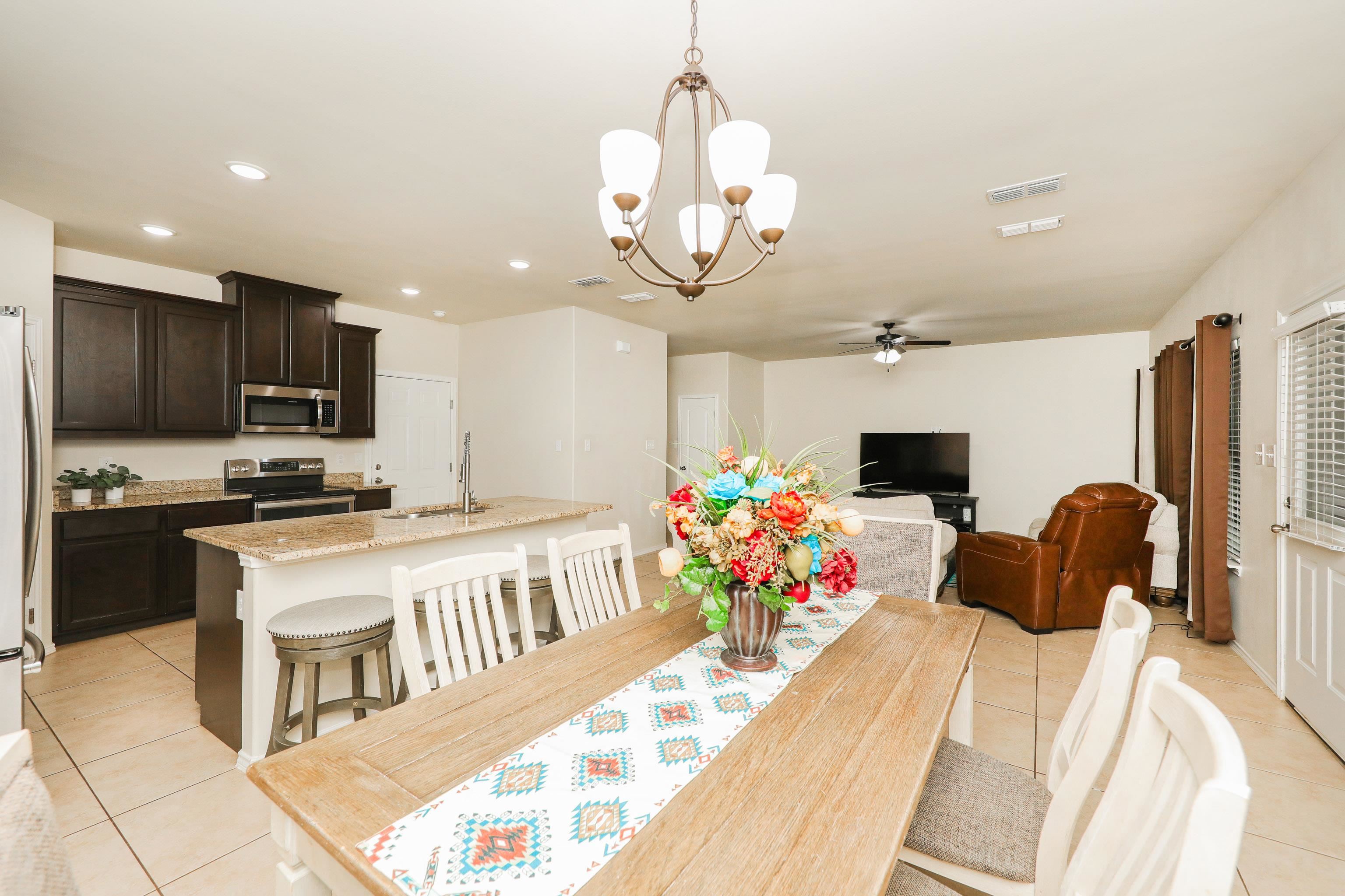 11121 Palmillas Loop