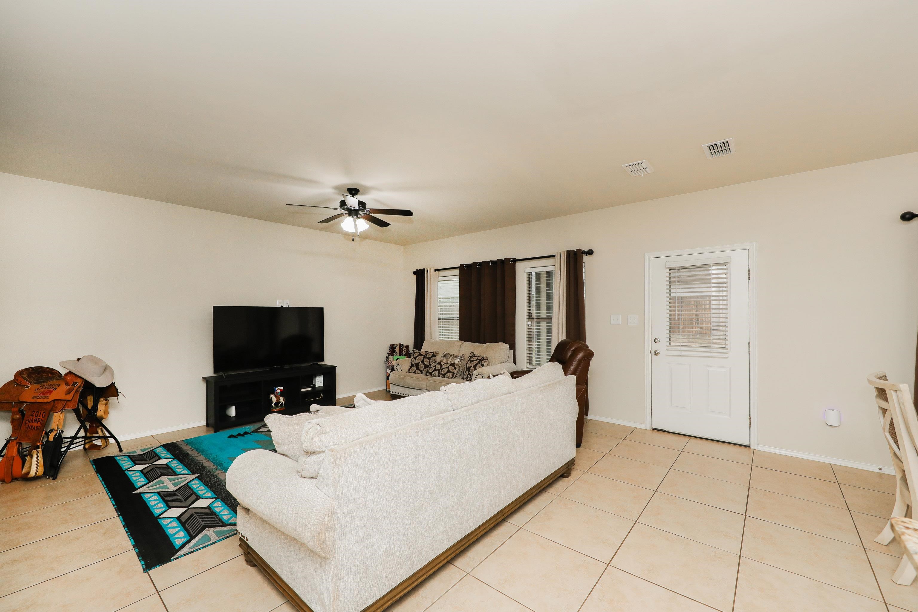 11121 Palmillas Loop