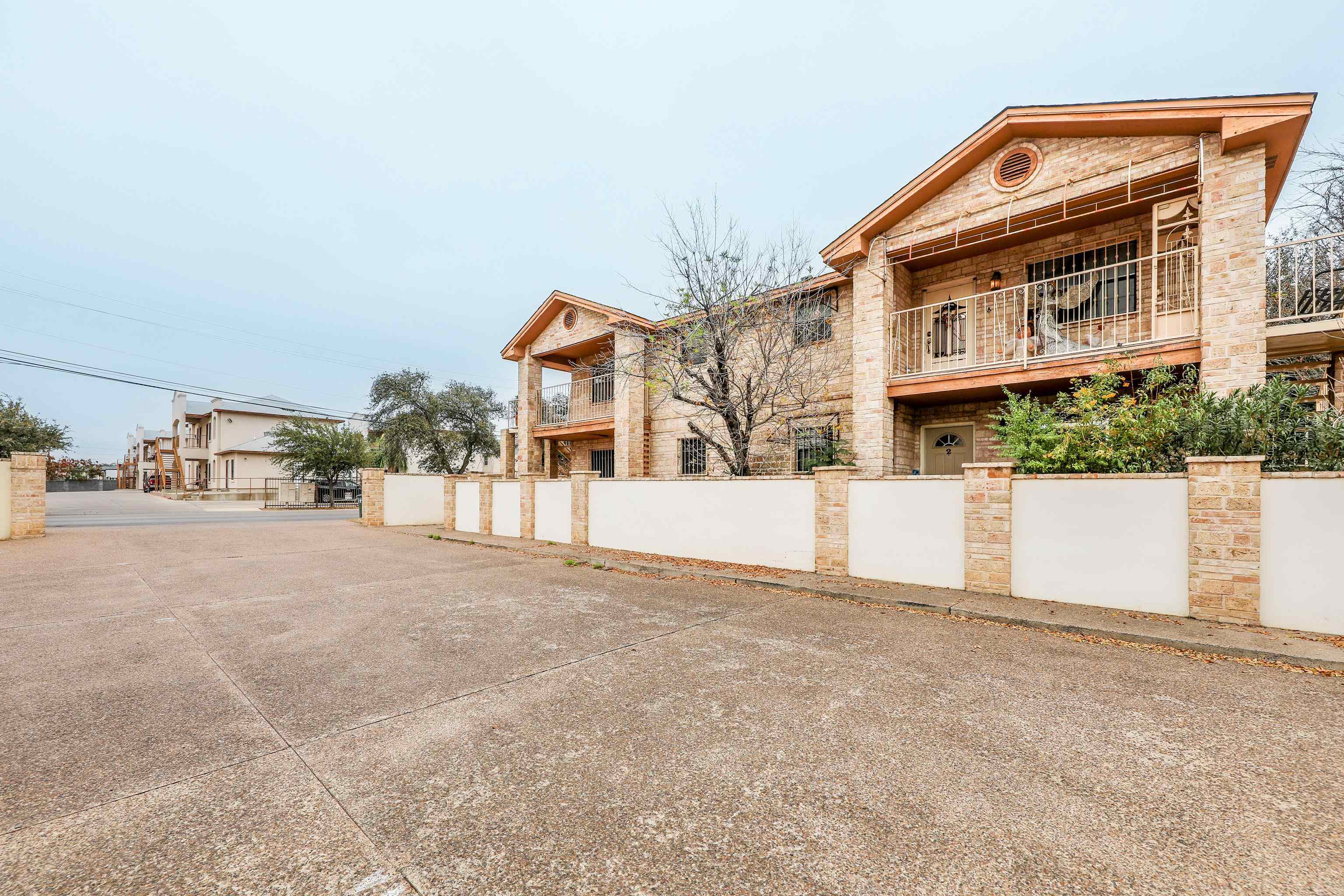 607 Gale St Unit: Unit 2 BLDG A