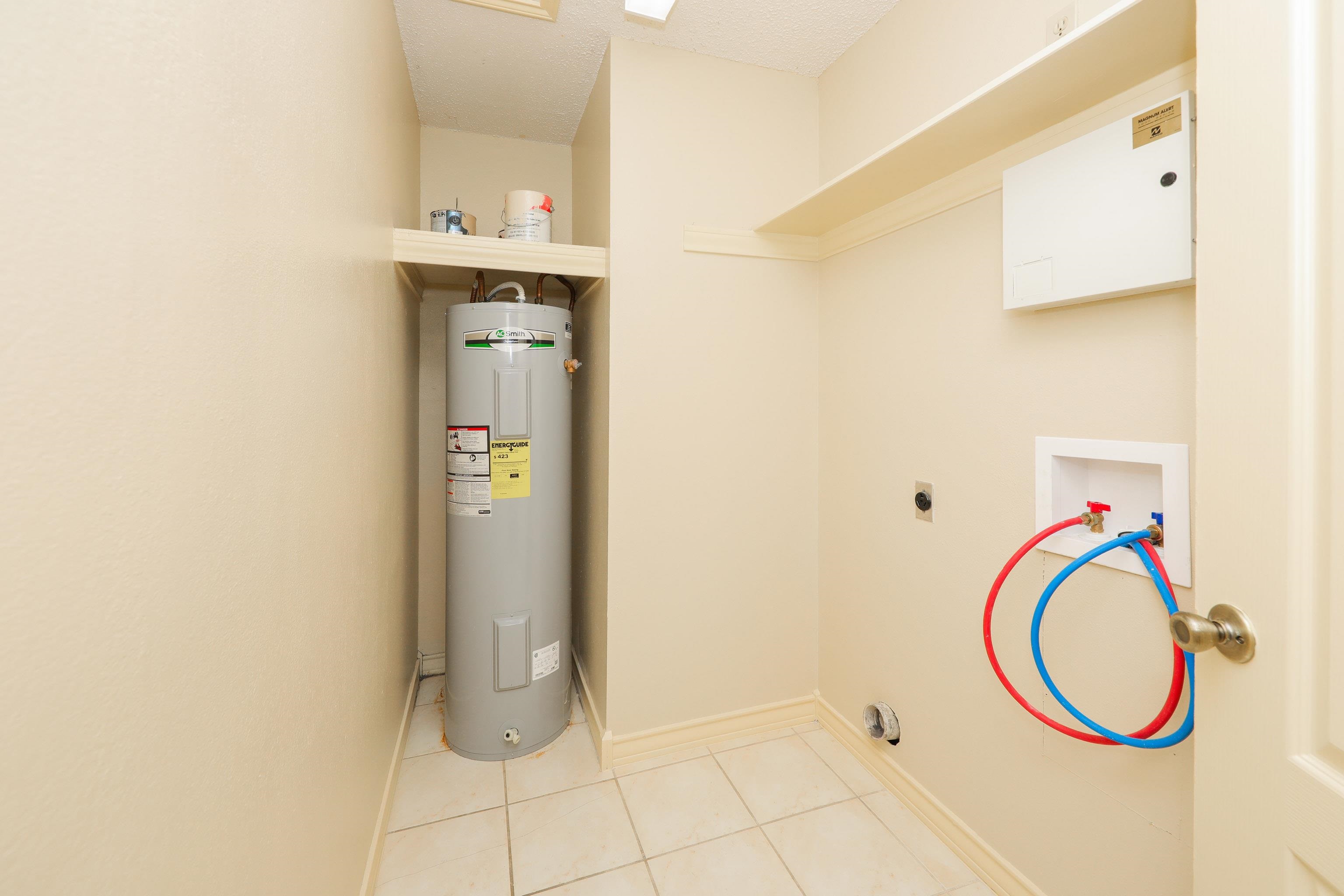 607 Gale St Unit: Unit 2 BLDG A