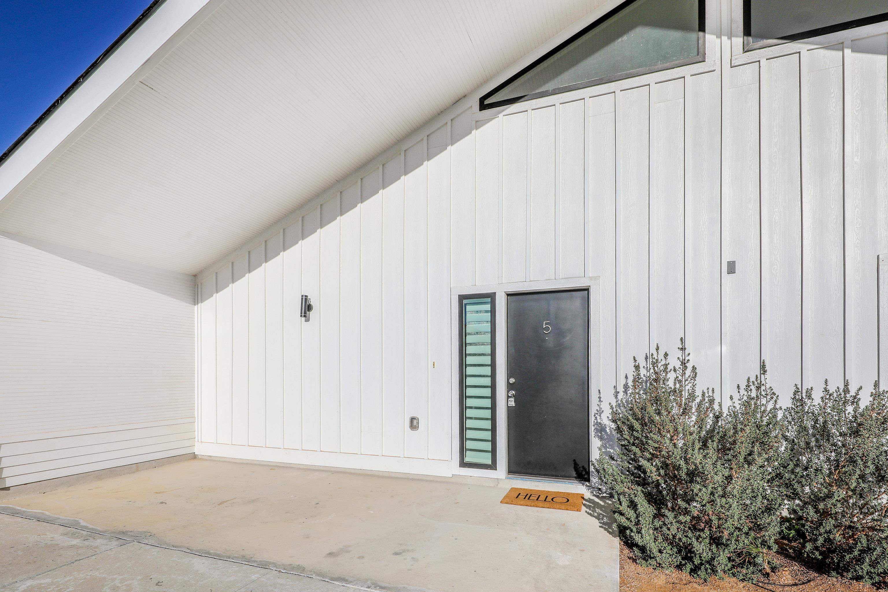 3911 Casa Blanca Lake Rd Unit: 5