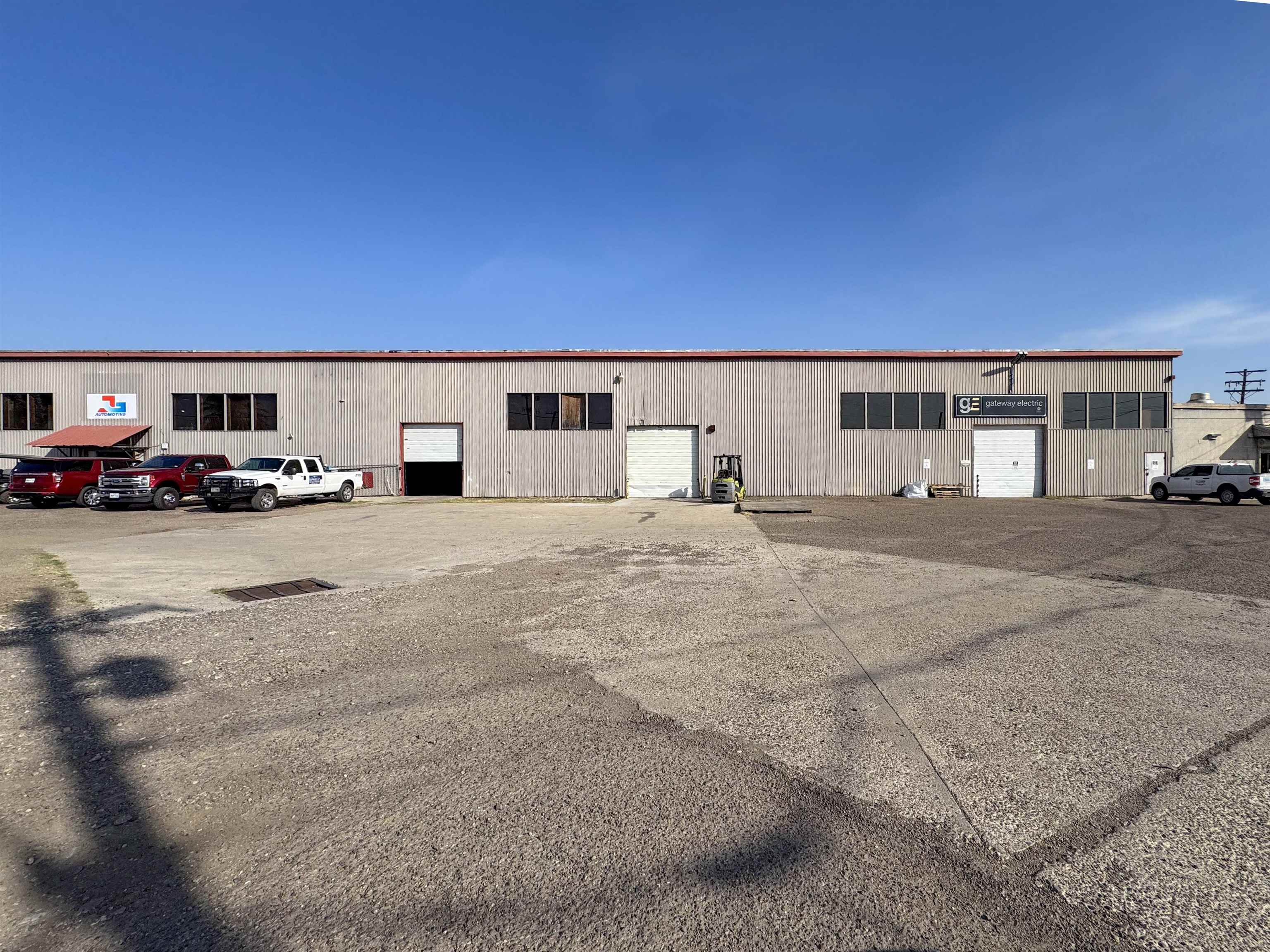 2015 Pappas St Unit: 4