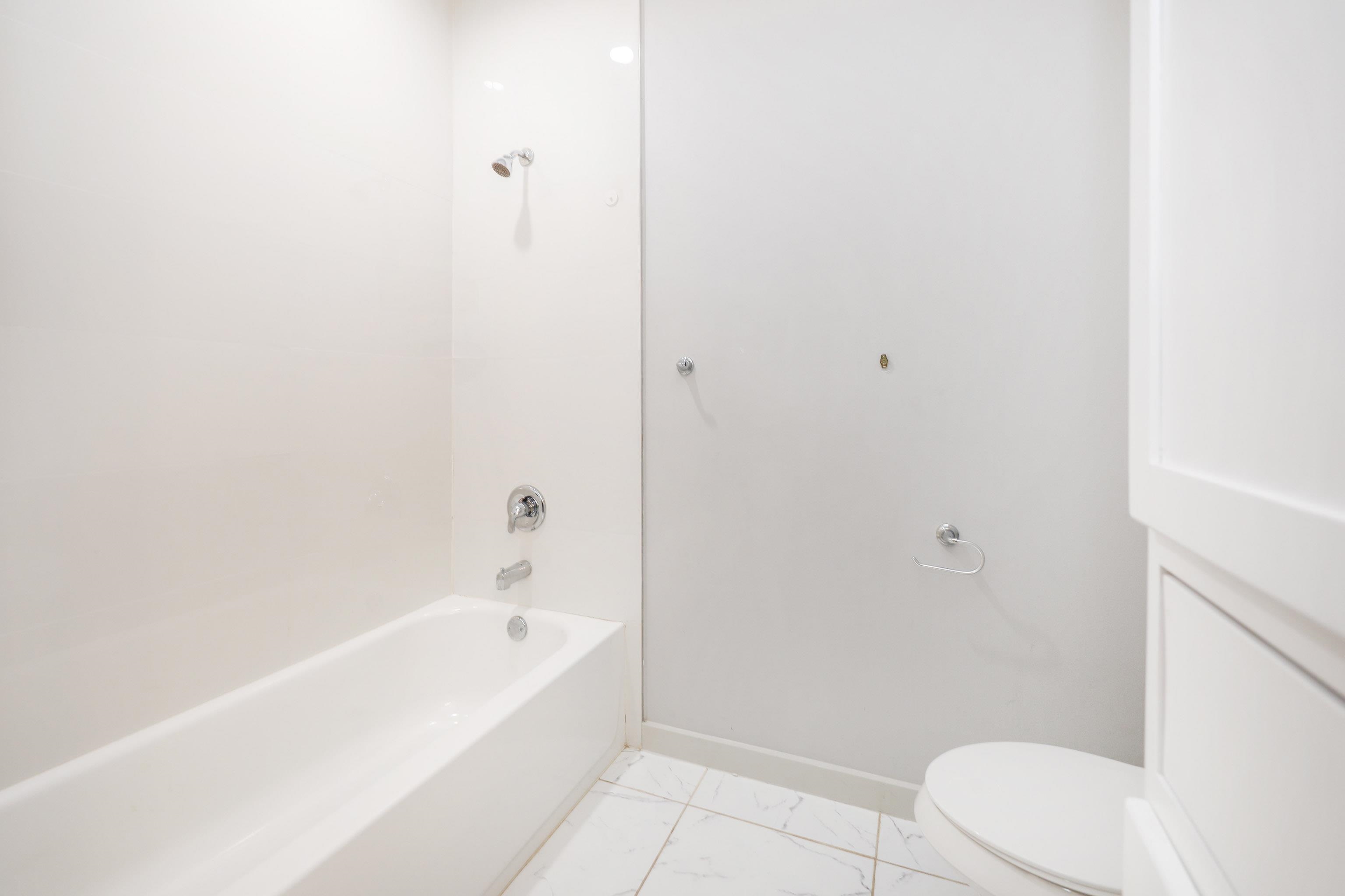 2301 Ligarde St Unit: B