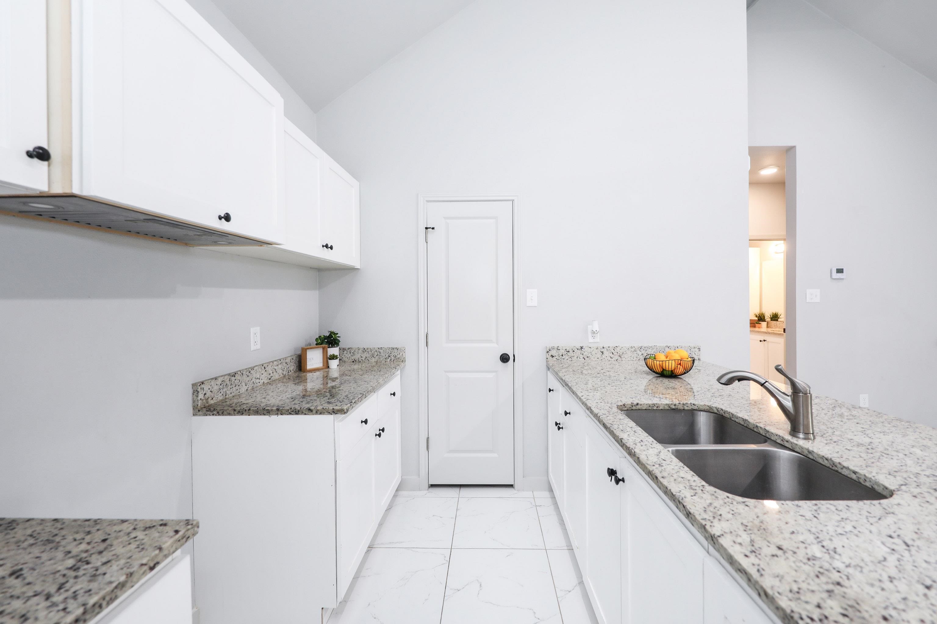 2301 Ligarde St Unit: B