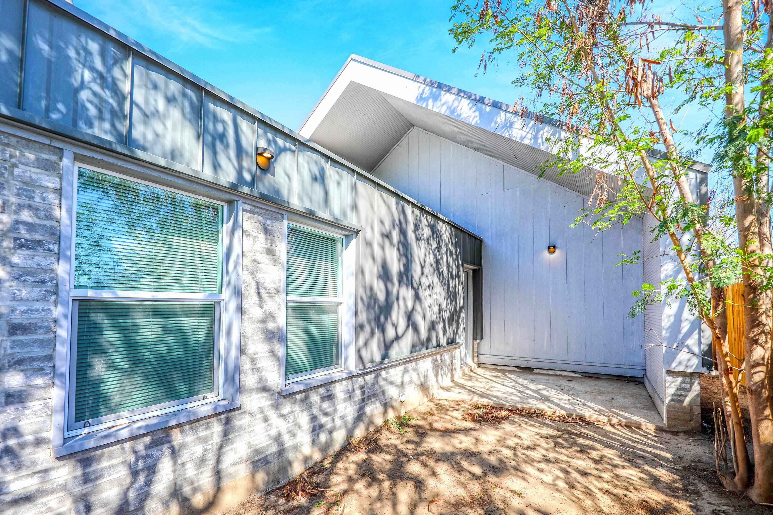 2301 Ligarde St Unit: B