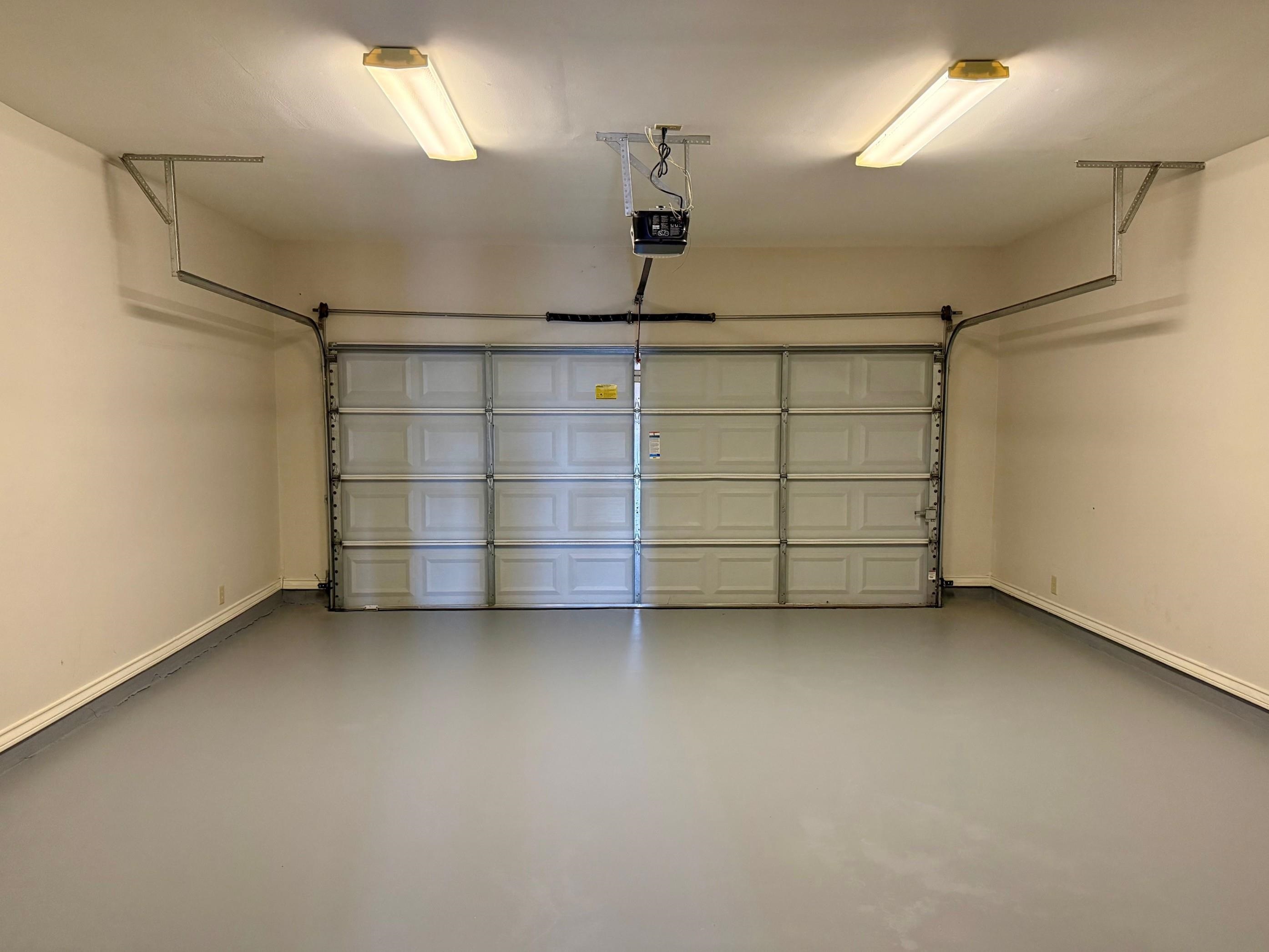 707 St James Dr Unit: 105