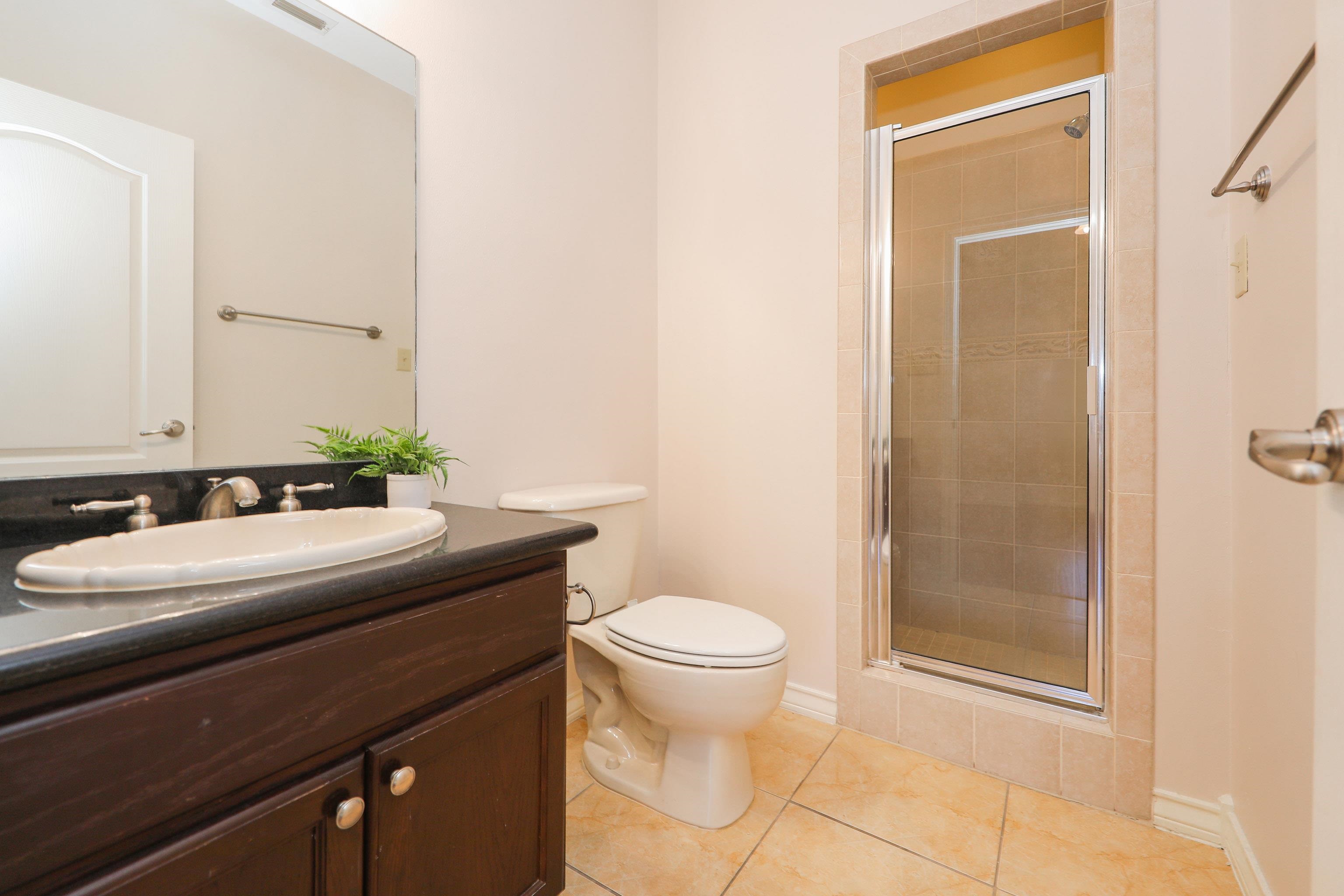 707 St James Dr Unit: 105