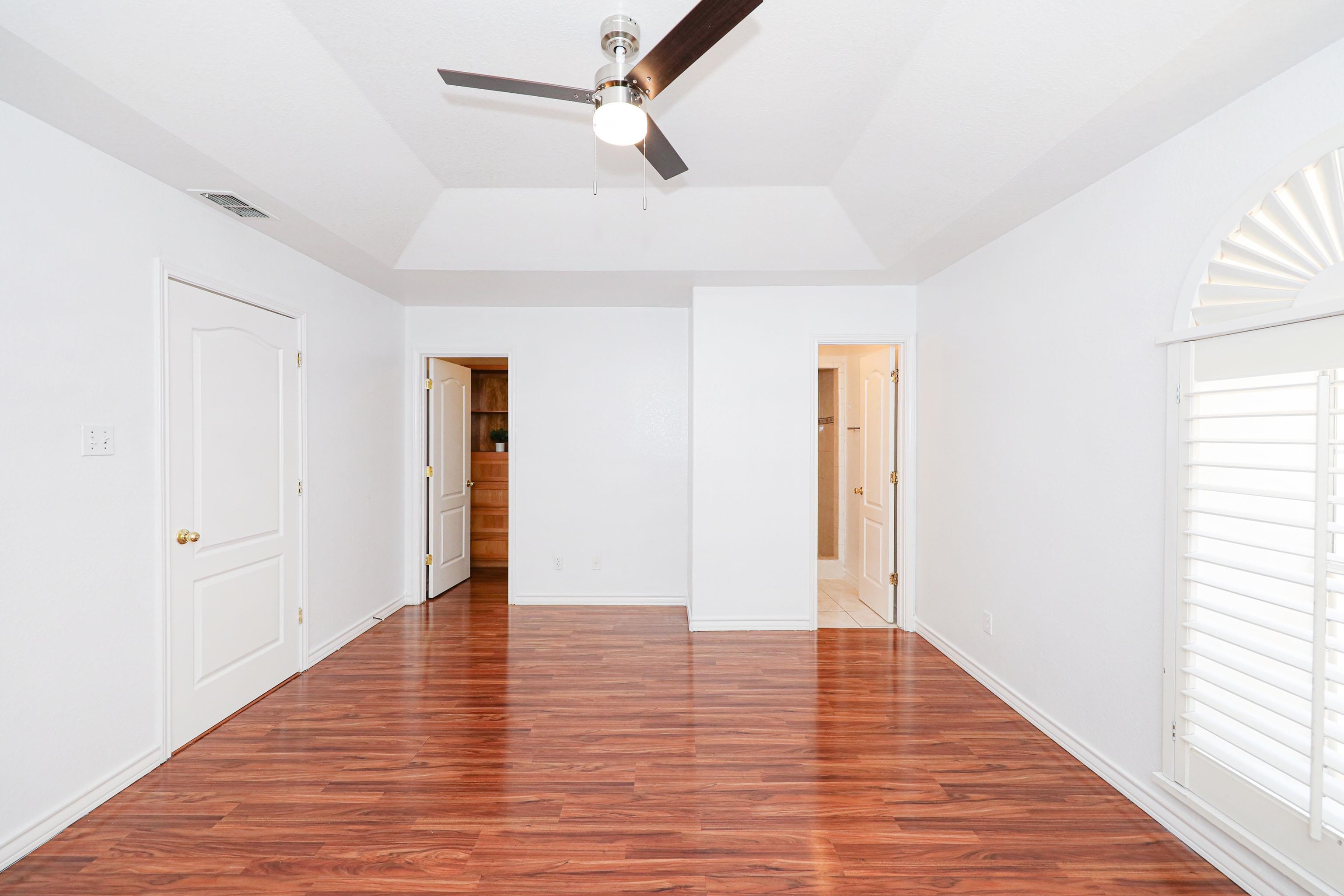 1000 Ranchway Dr Unit: 15