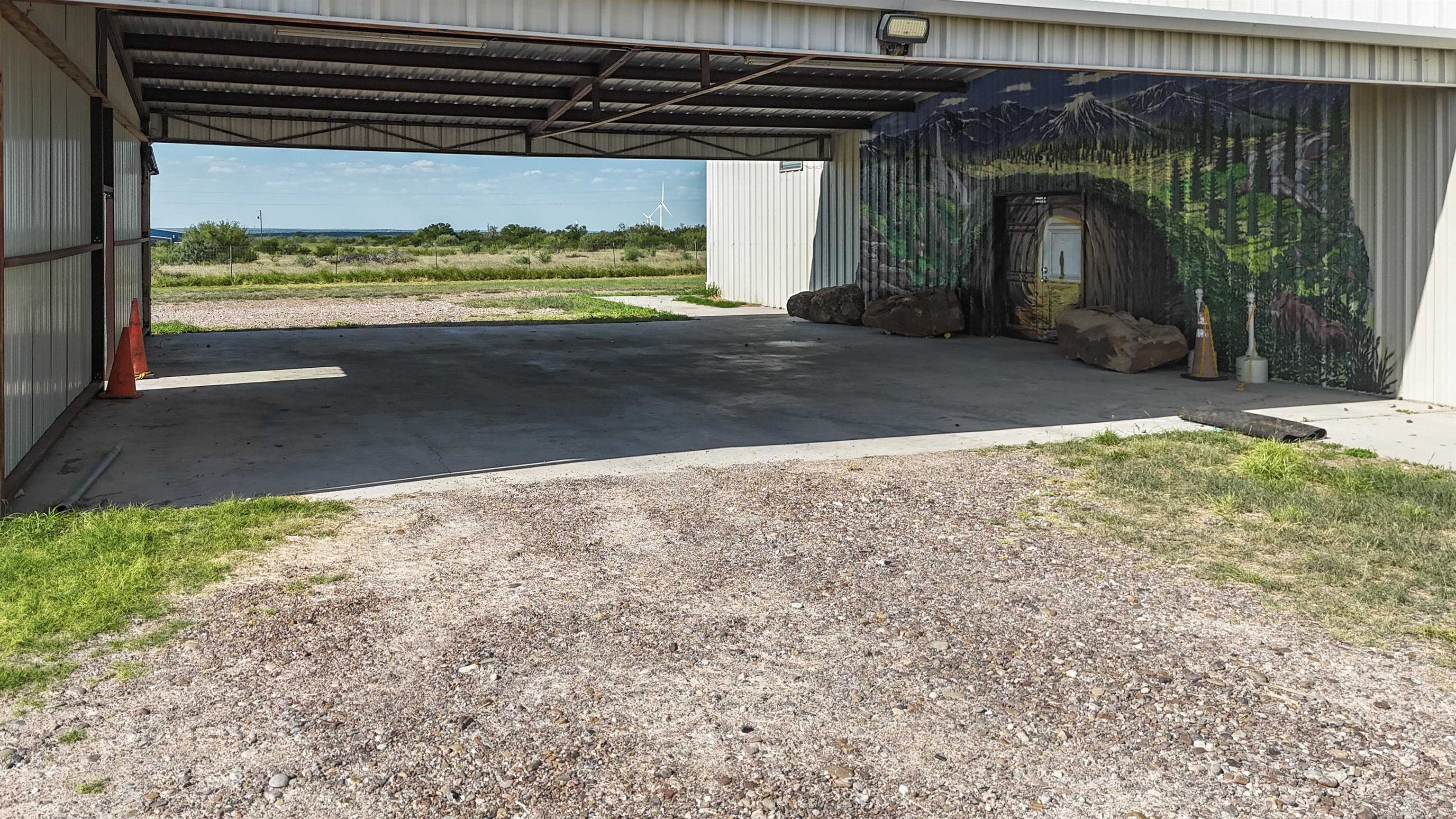 5029 S U.S. Hwy 83
