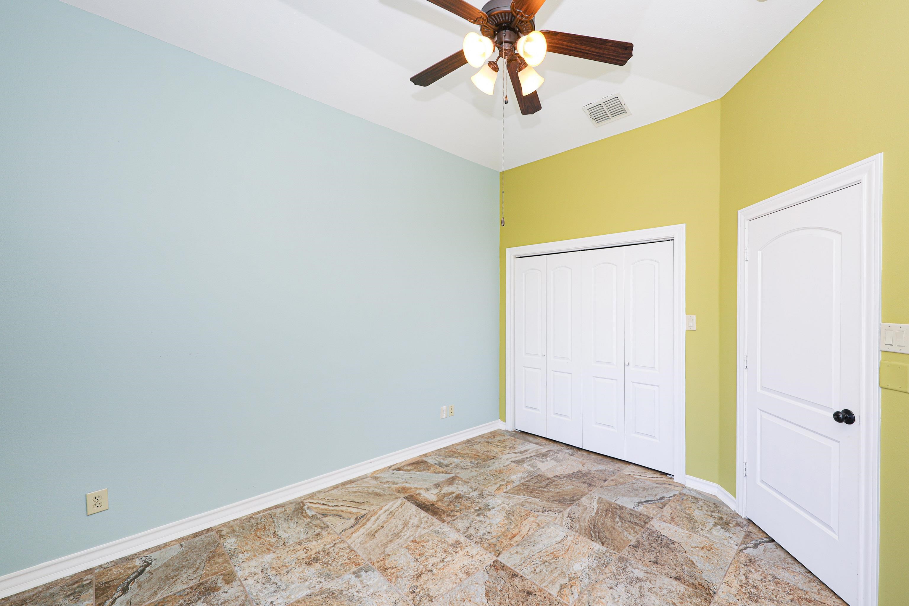 319 Lake Carnegie Ct.