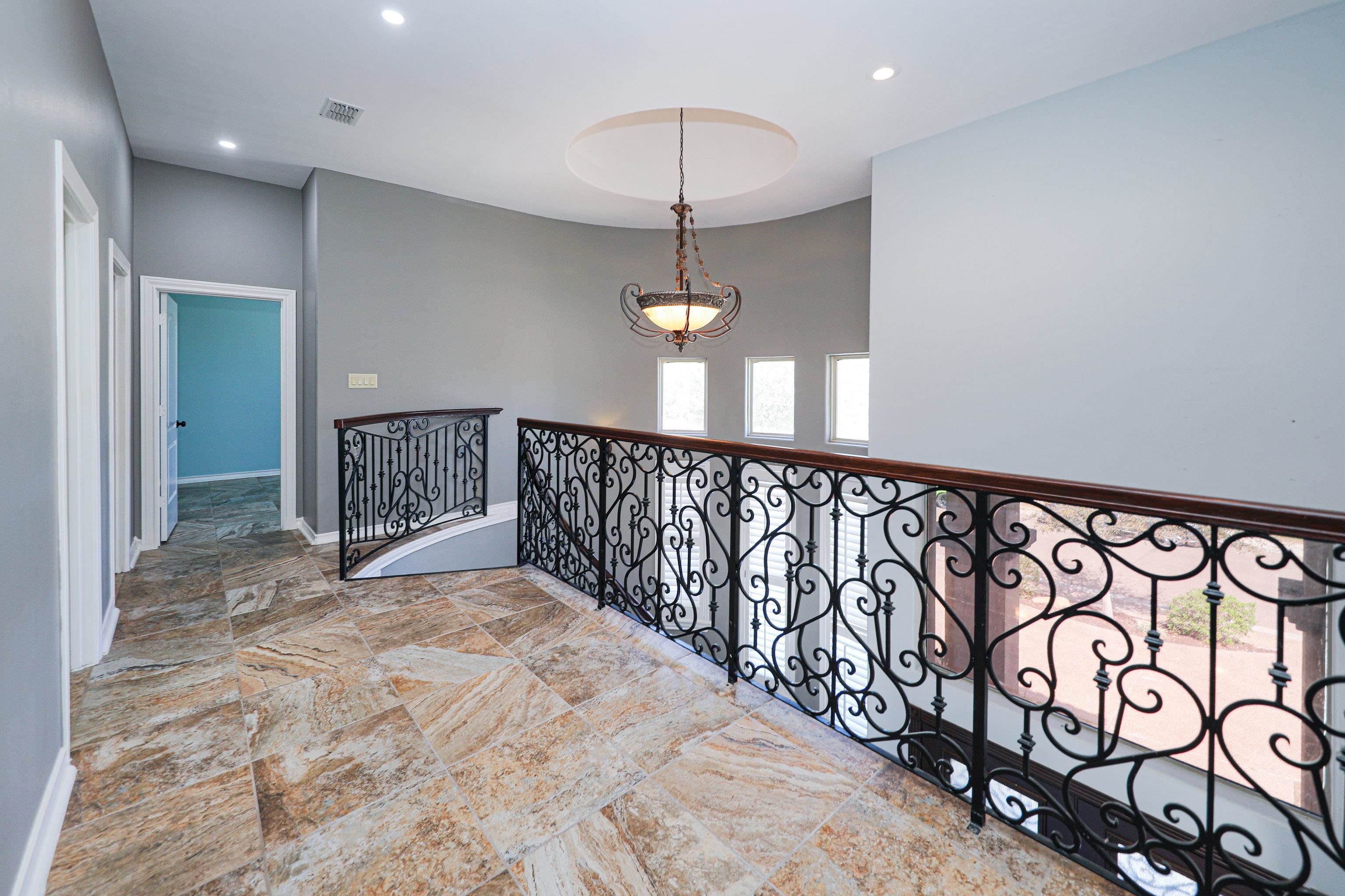 319 Lake Carnegie Ct.