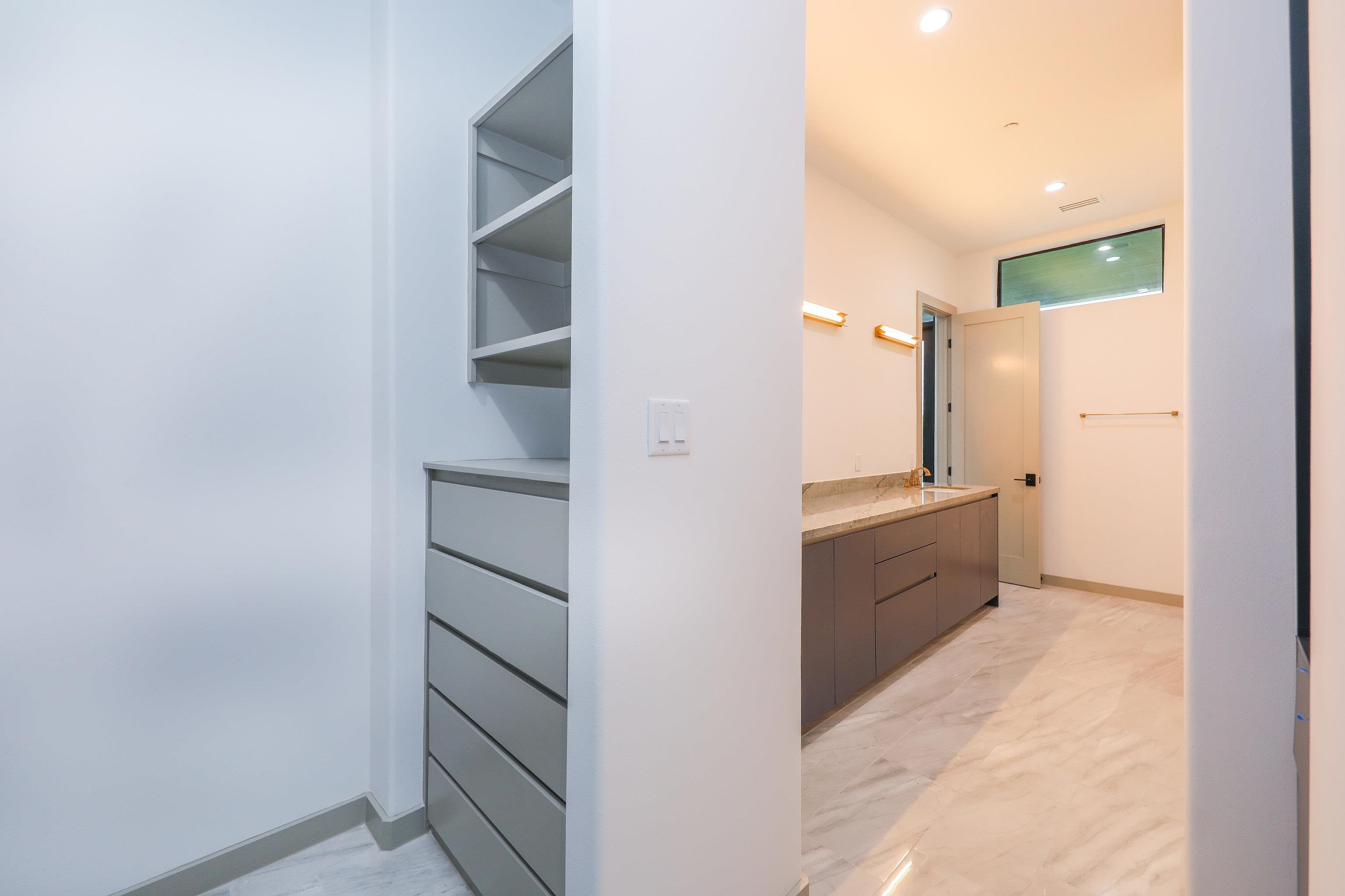 8120 Stillmeadow Ct Unit: 1C