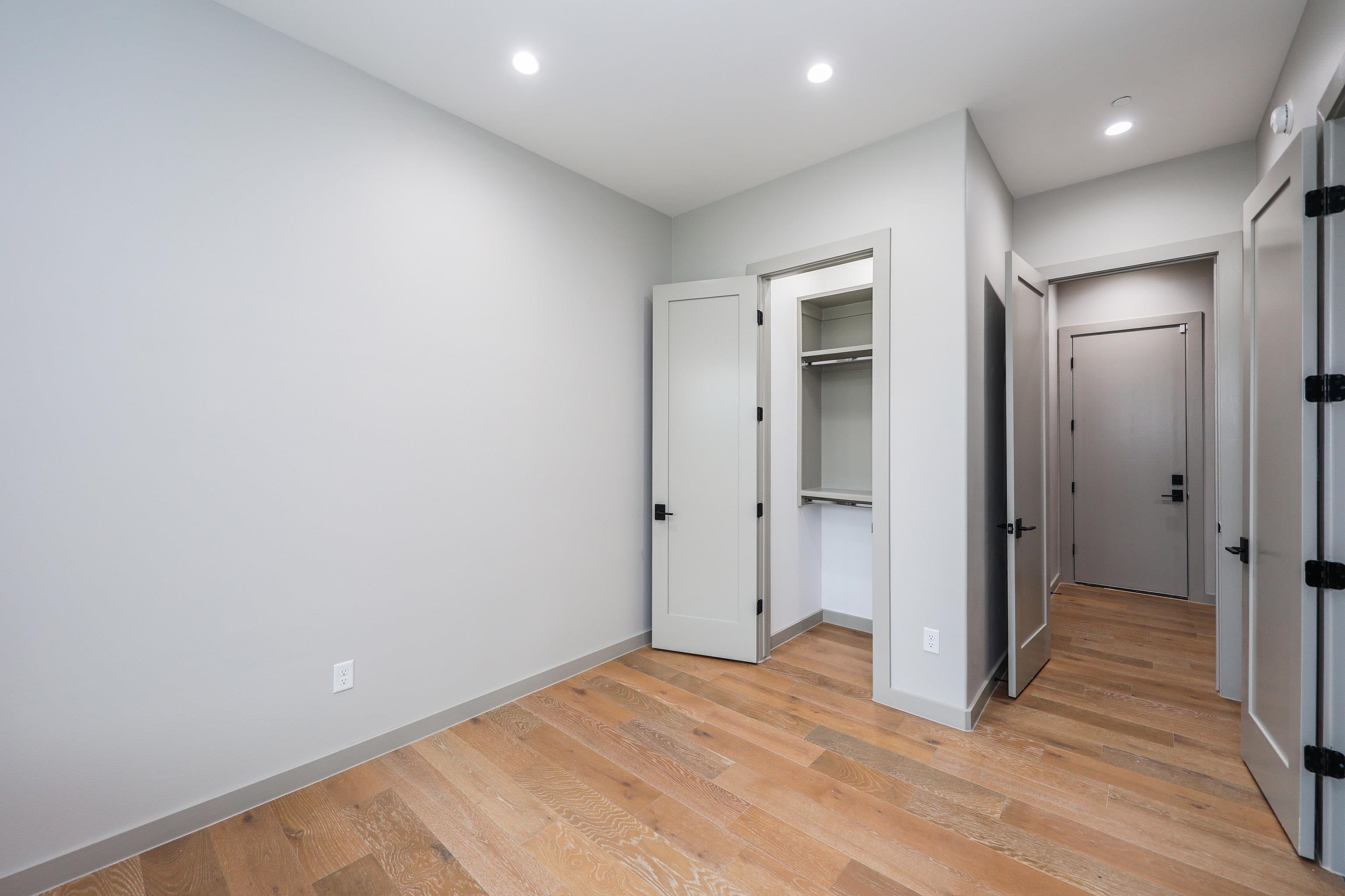 8120 Stillmeadow Ct Unit: 1C