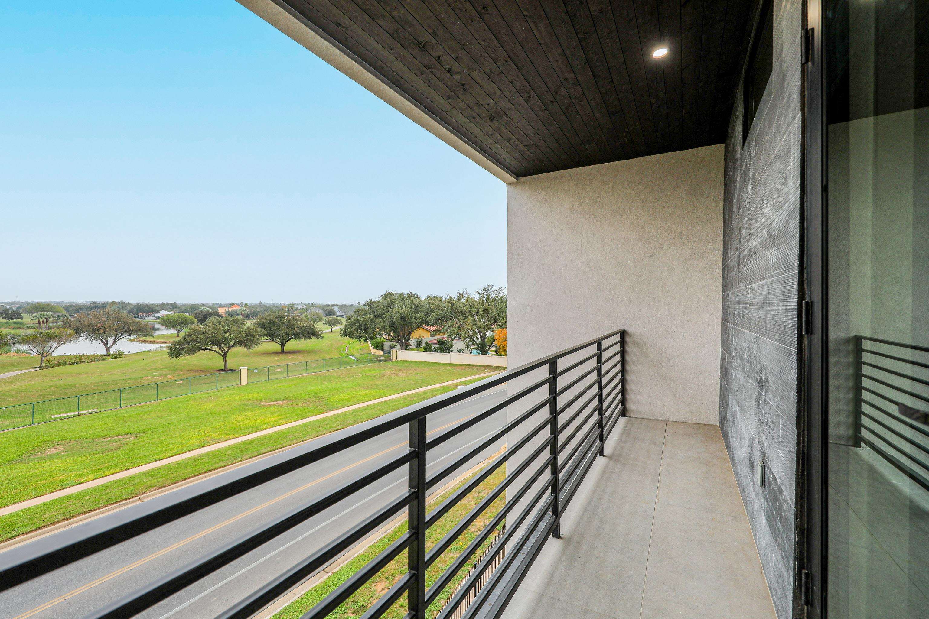 8120 Stillmeadow Ct Unit: 1C