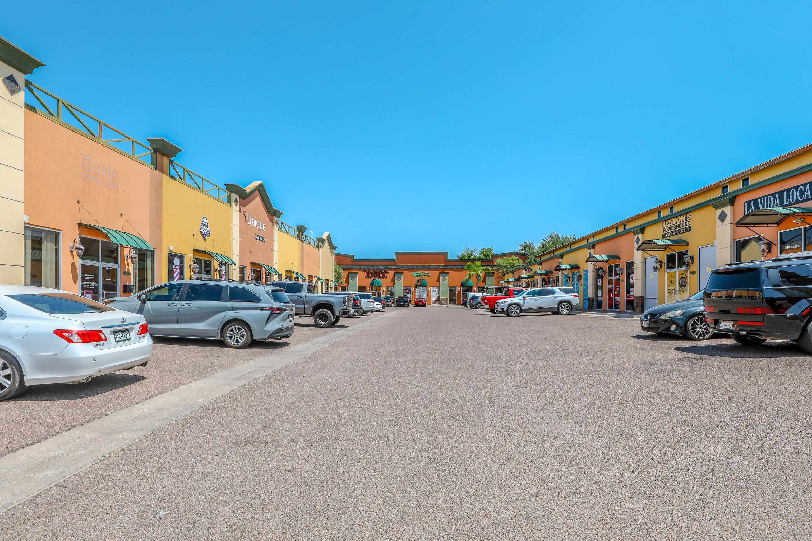 104 E Calton Rd Unit: 108E